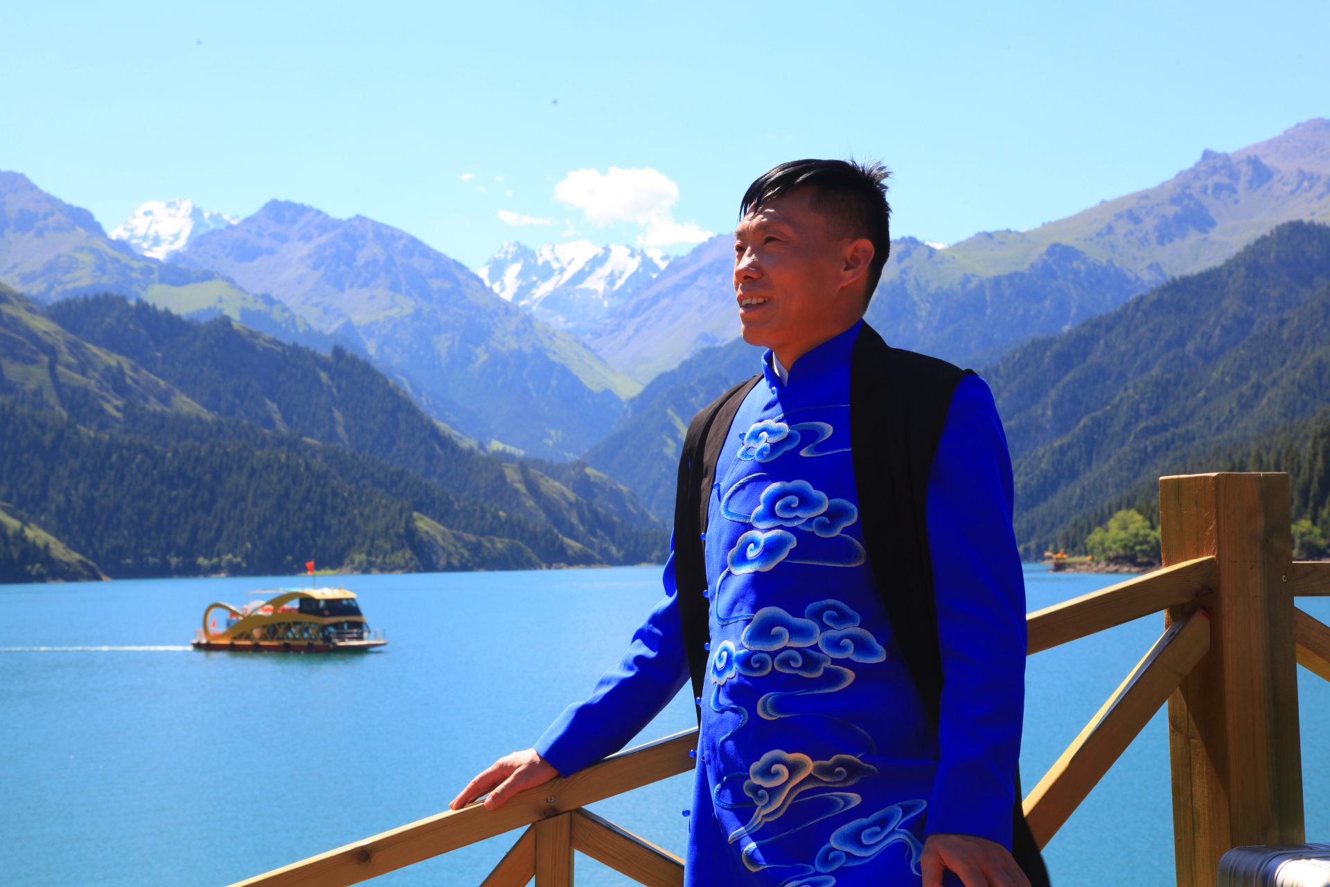 白军锋,阿锋  中国黄河歌王