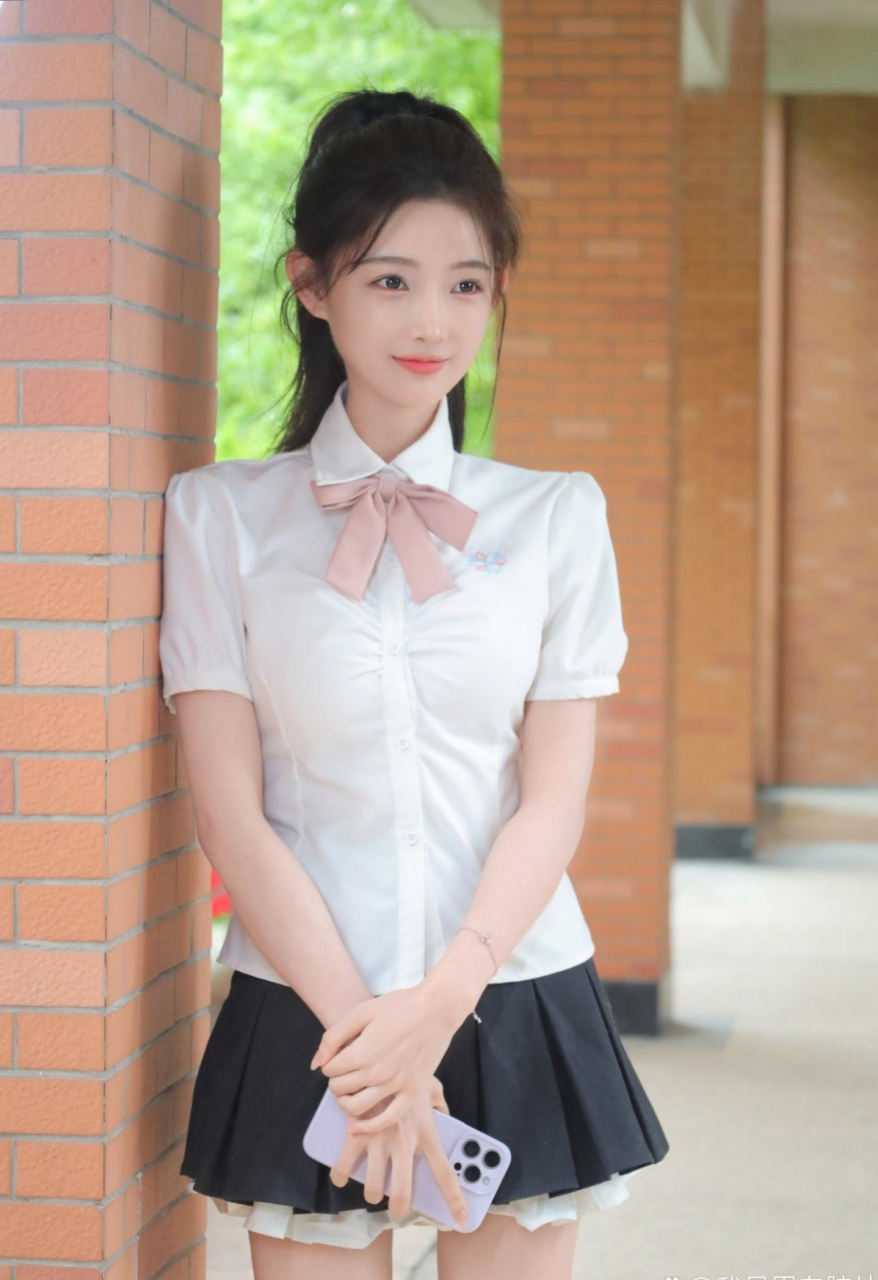 青春校园风,甜美小姐姐,笑容超治愈