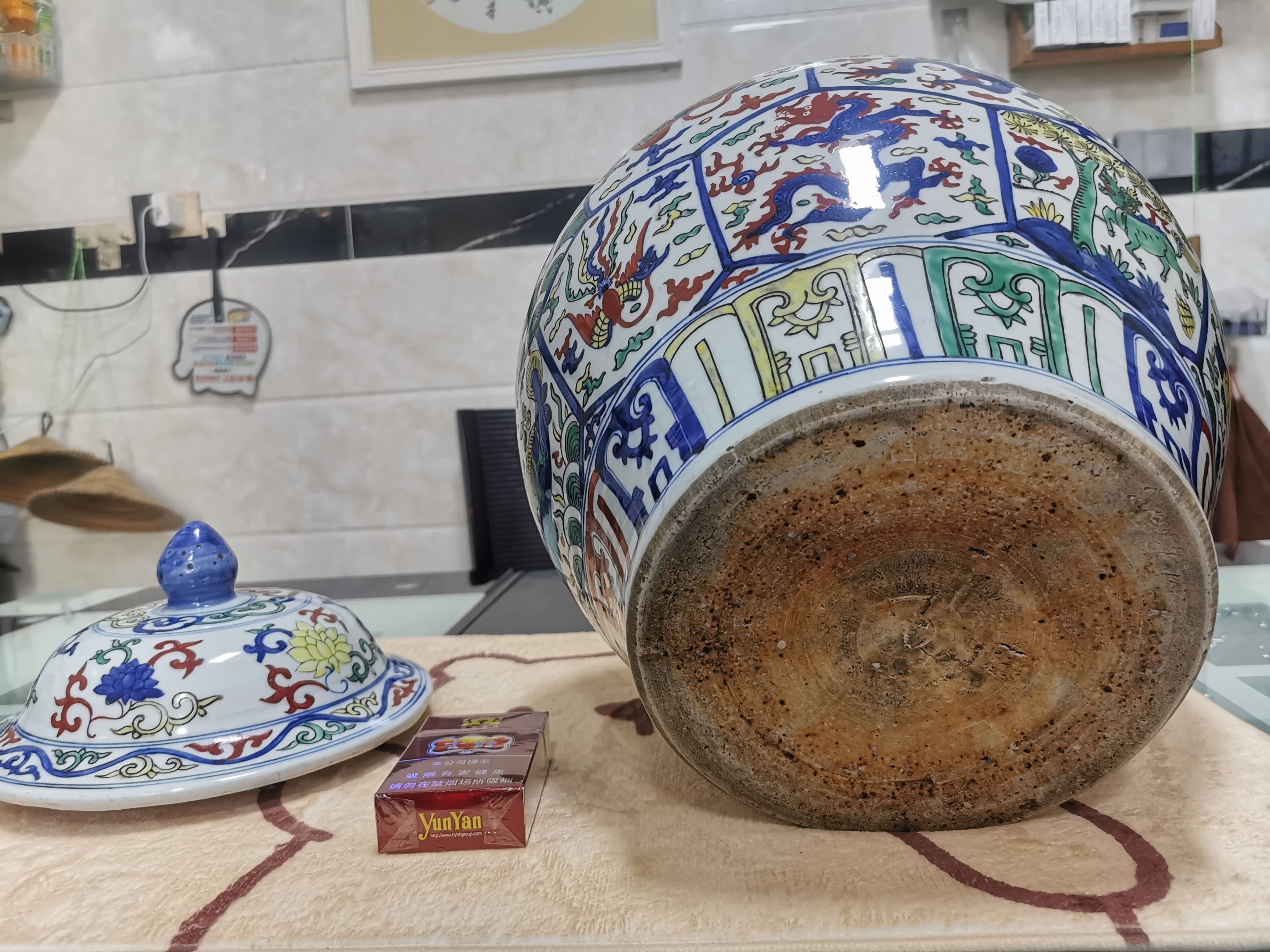 清康熙斗彩将军罐(明嘉靖款)(150)(3-2)