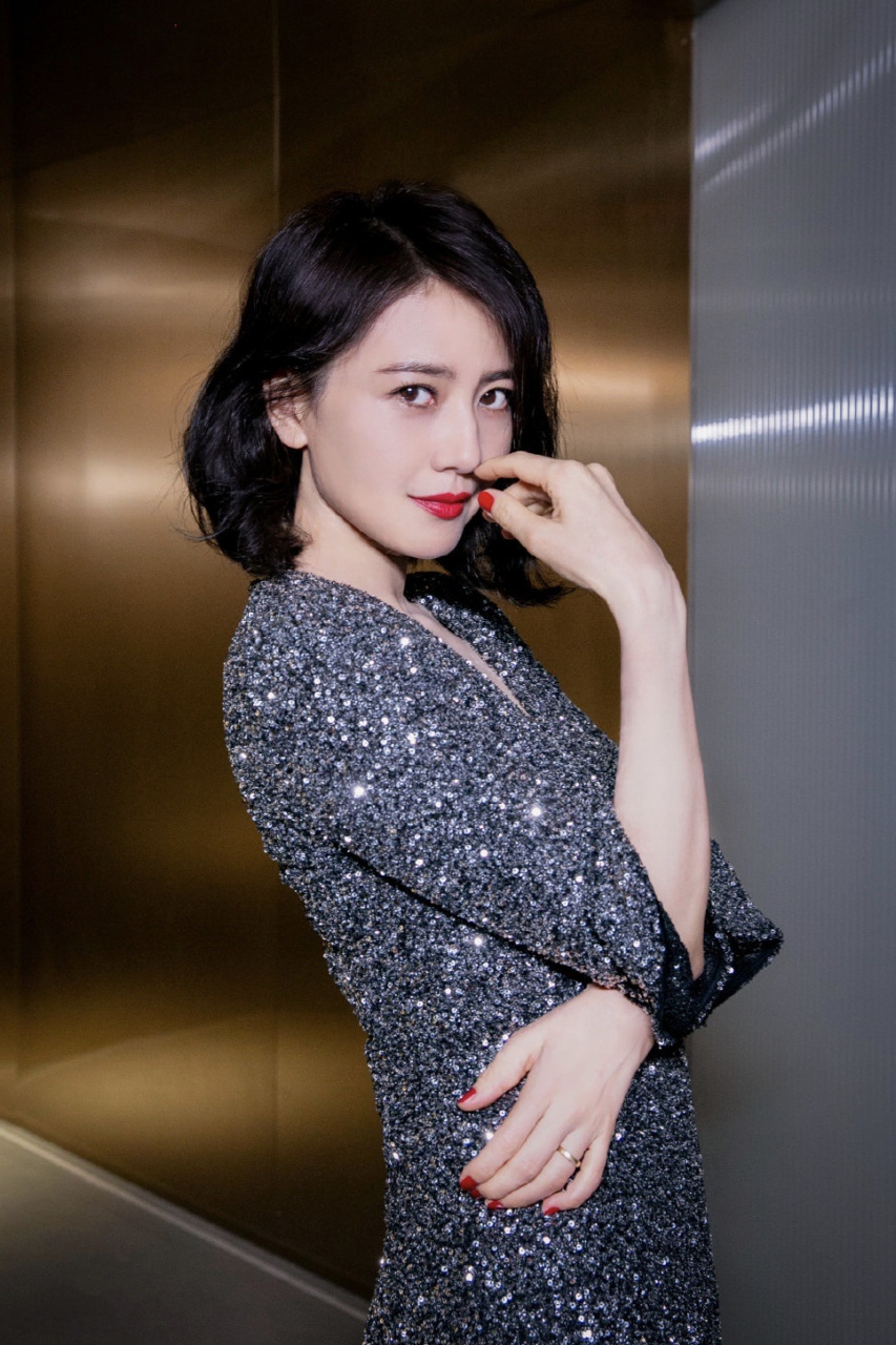 当潮不让# #时尚新锐模特大赛#  高圆圆真的太美了,怎么会有人这么