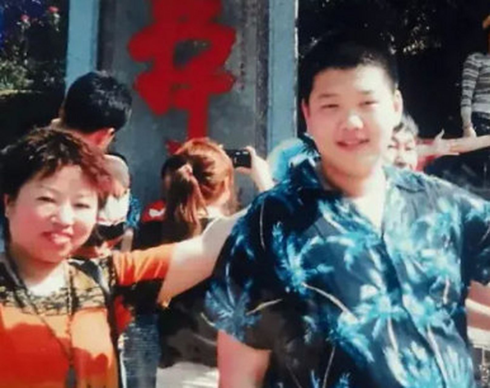 魏大勋则是小时候就展现出了善于察言观色,很懂得自己的利益在哪里