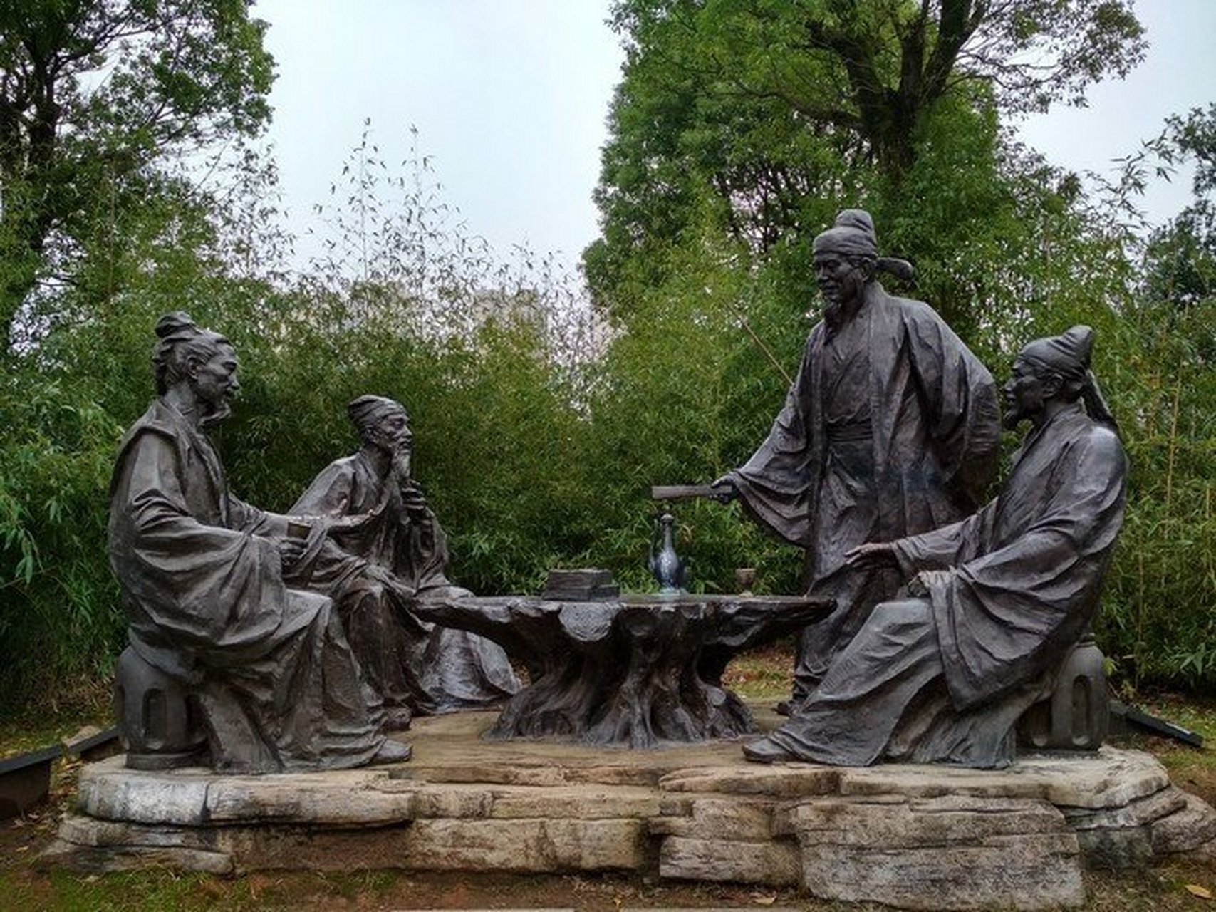 每日打卡#  【"临川四才子"之一艾南英去世后,棺材为什么挂在树上】