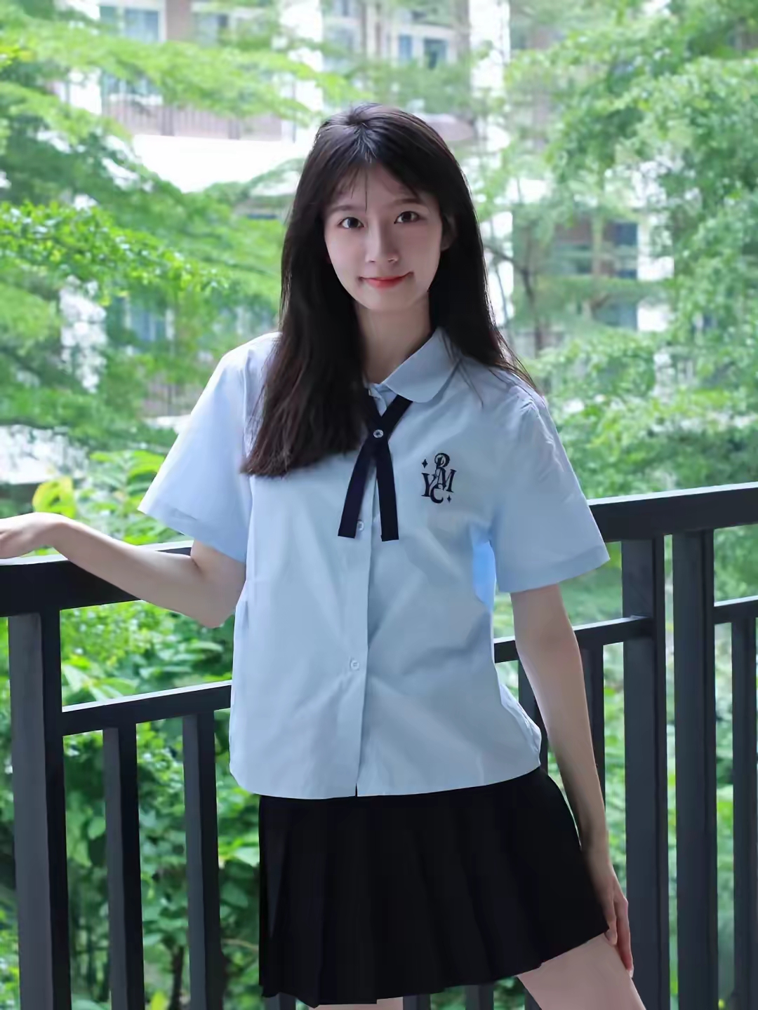 青春校园风,清新自然,美少女的笑容如夏花般灿烂#养眼美女# #图文动态