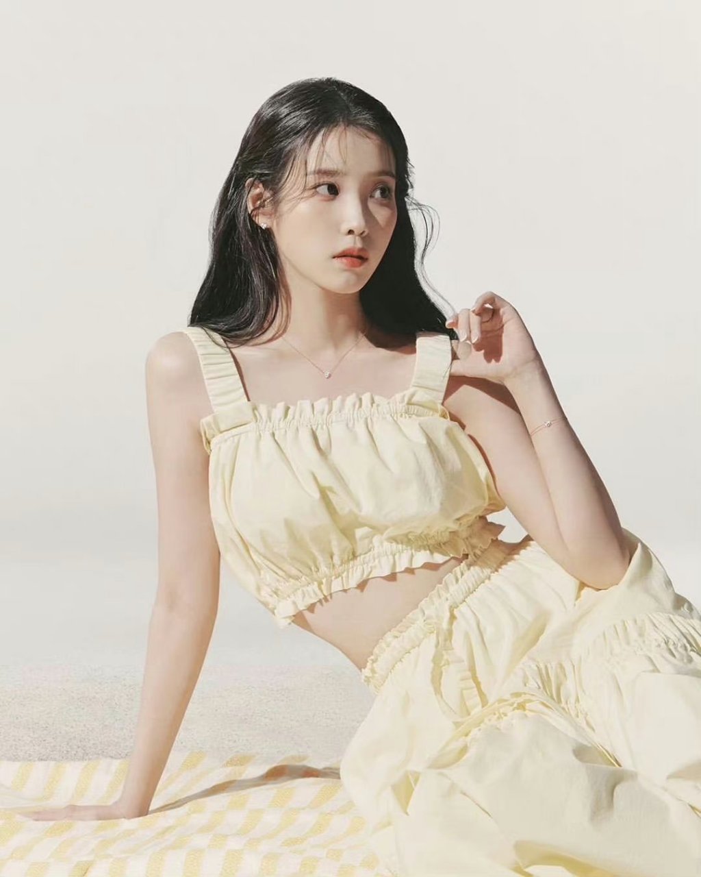 iu李知恩# iu美照分享[爱你]