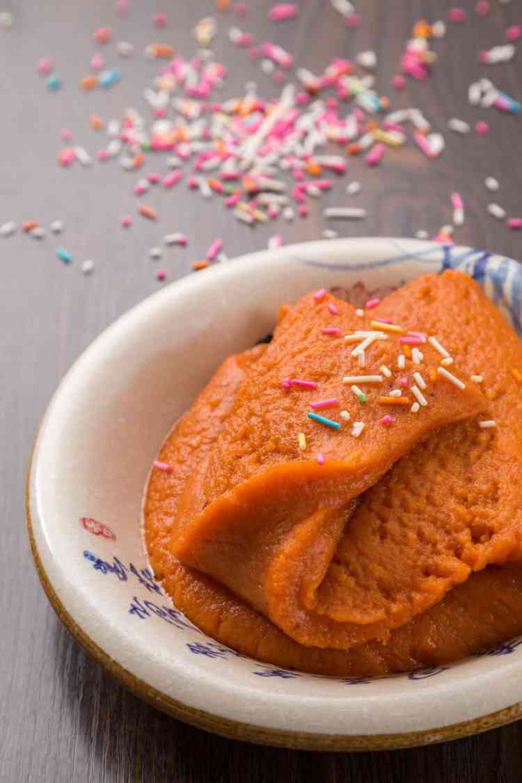 红薯泥是杞县的一道名菜