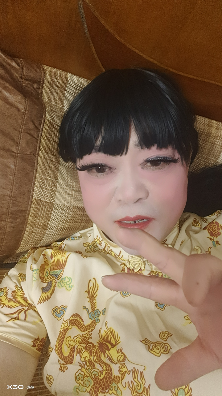 变装反串美女,活出自己想要的生活.#今日早安问候