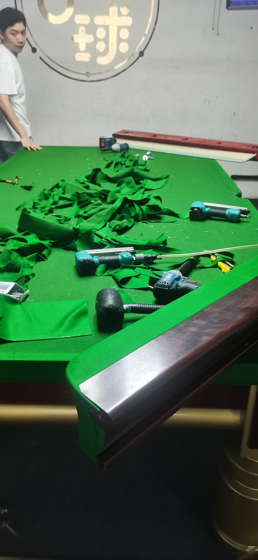 深圳 东莞 台球桌 更换台尼 换布 安装 拆装 调平.