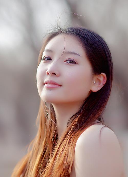 我终于发现了大龄剩女越来越多的原因.   周末去朋友家里玩,见到了