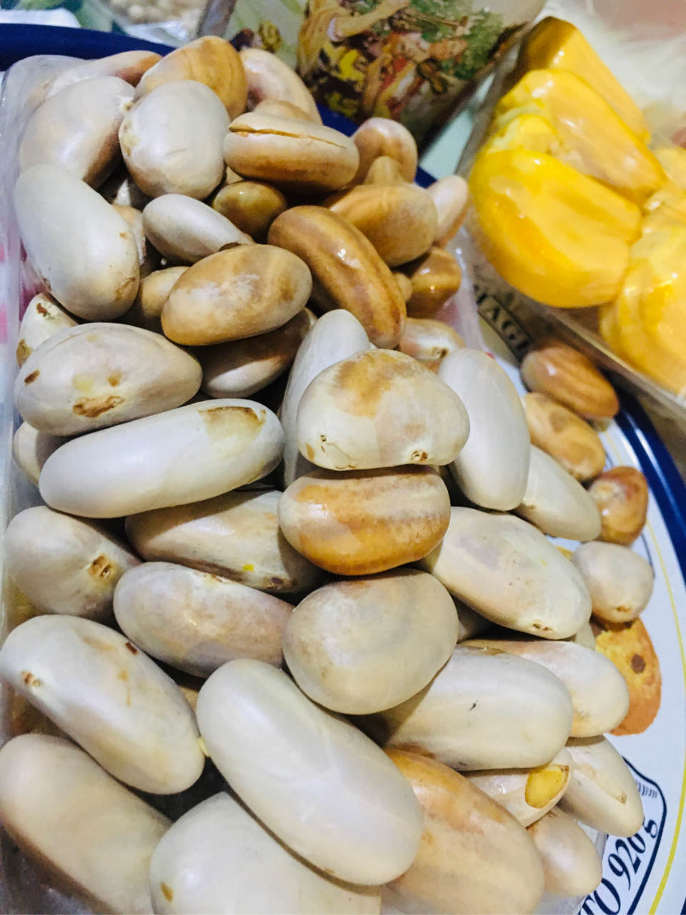 被丢弃的宝贝,菠萝蜜核其实特别好吃97#心动的美食