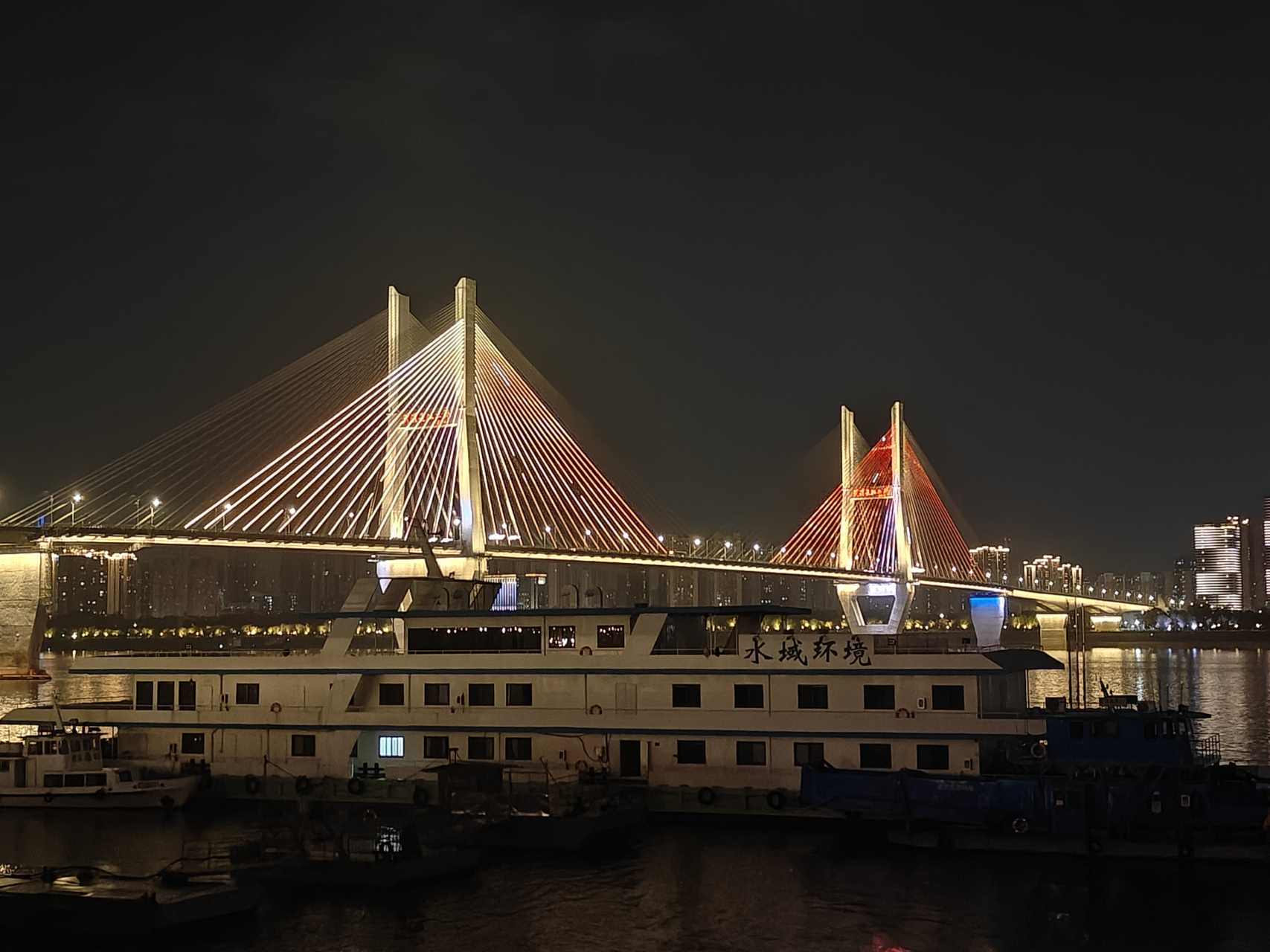 武汉长江大桥夜景时间图片