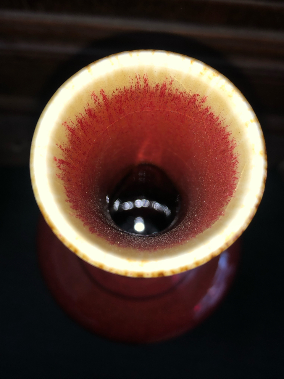 脱口,垂足,郎不流~~~康熙郎窑红摇铃尊#ai助手创作季