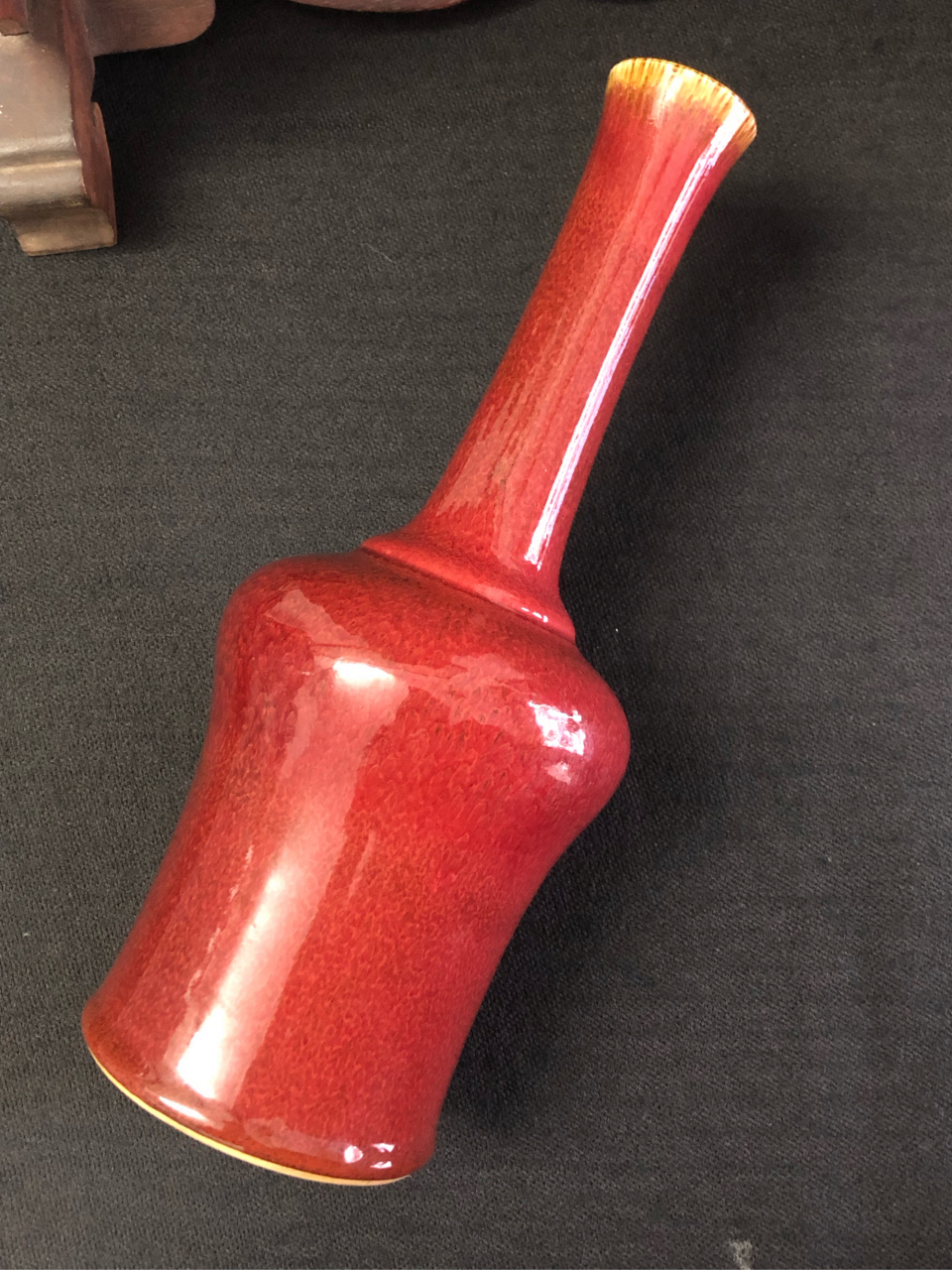 脱口,垂足,郎不流~~~康熙郎窑红摇铃尊#ai助手创作季