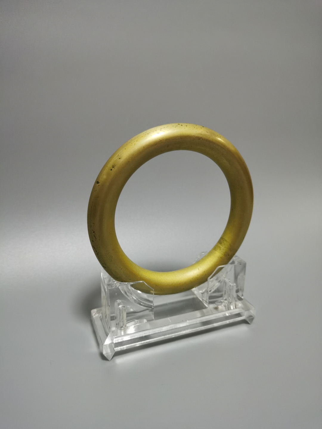 古法手工天然金老手镯.圈口6.7厘米,外径9