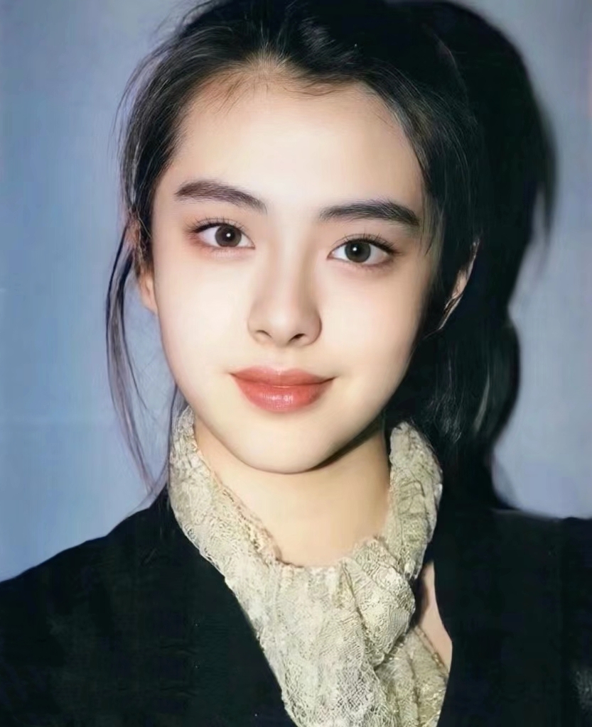 王祖贤的年轻颜值巅峰时期,如果她是处于现在这个时代,她应该会秒杀