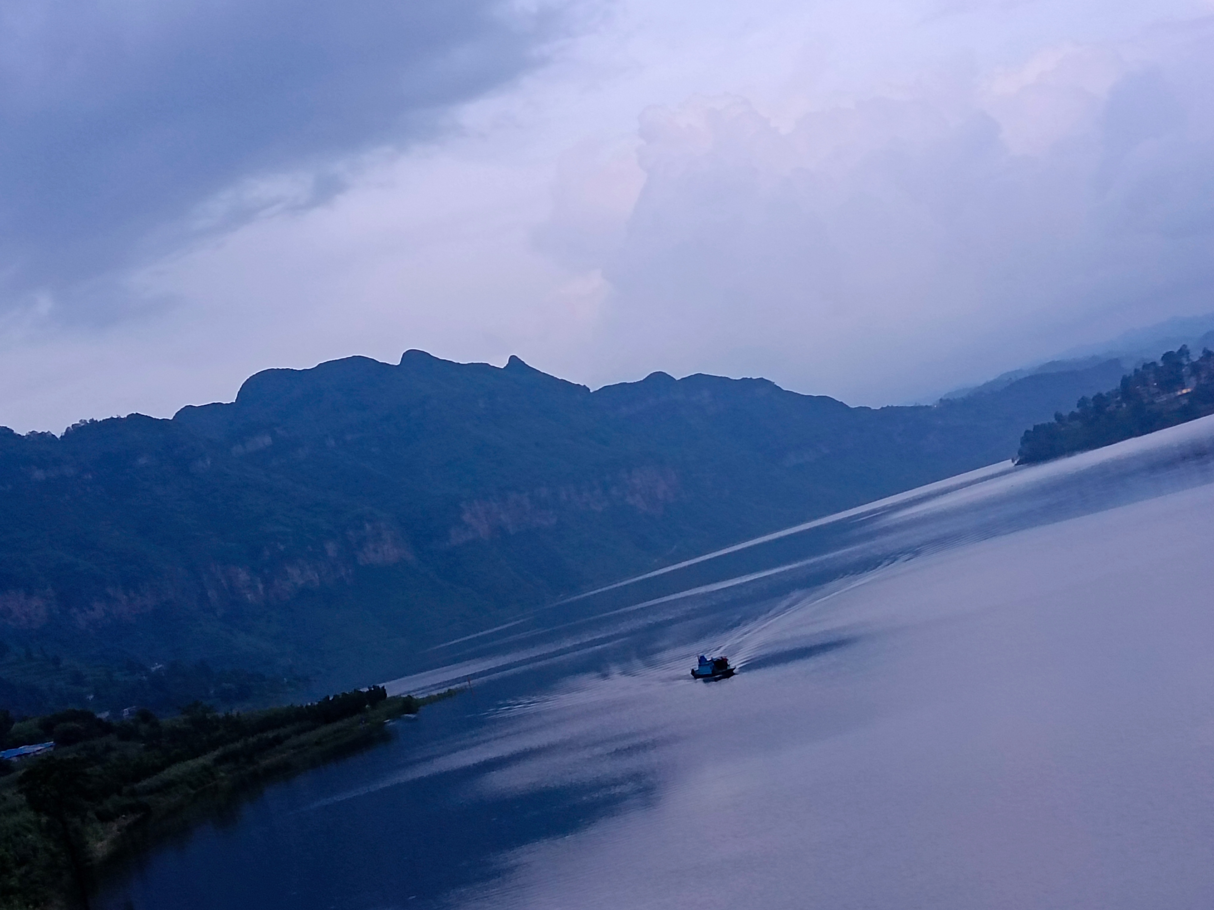 贵州省,纳雍县,百兴镇,纳雍河的美景如画