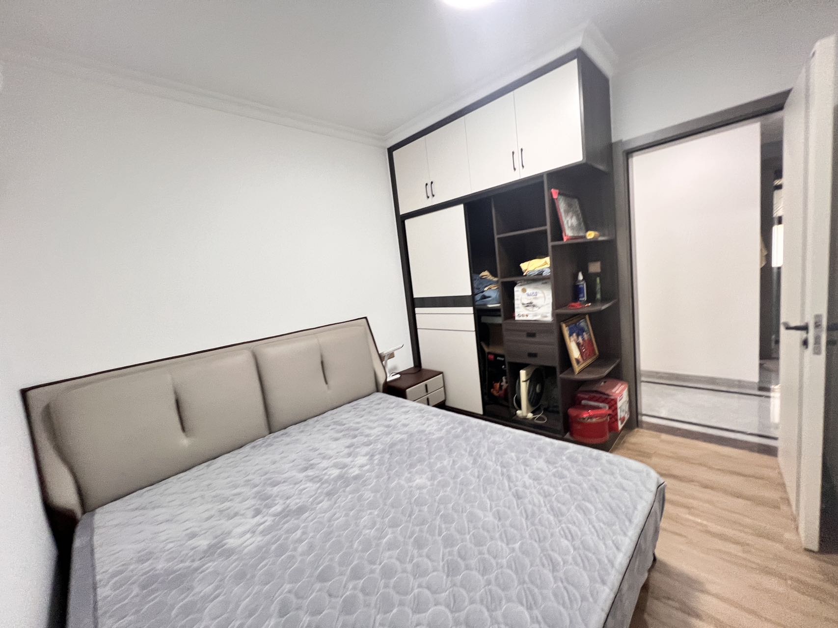 惠城区新力城一期,89平3房1卫精装,82万买花园 中间楼王好楼层,拎包住