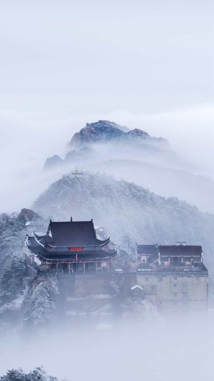 酒是穿肠毒药,色是刮骨钢刀,  财是下山猛虎,气是惹祸根苗,  看来四字