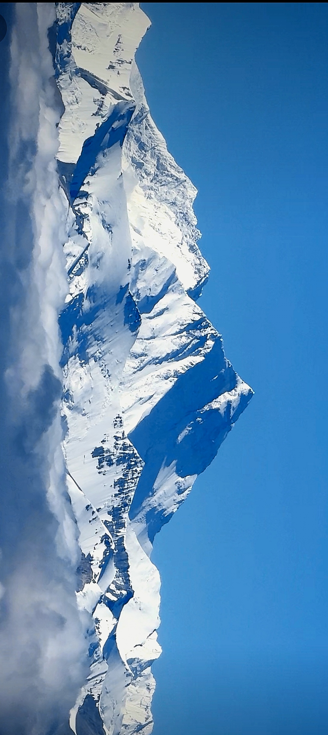 雄伟壮观的喜马拉雅山脉  雪峰耸立