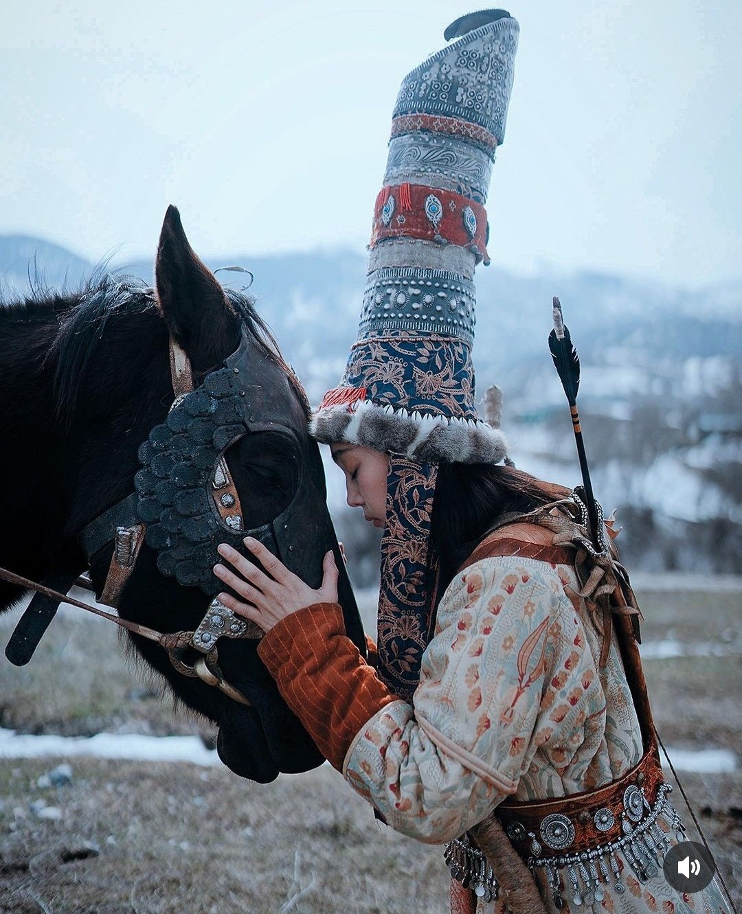 哈萨克女武士.[鲜花]