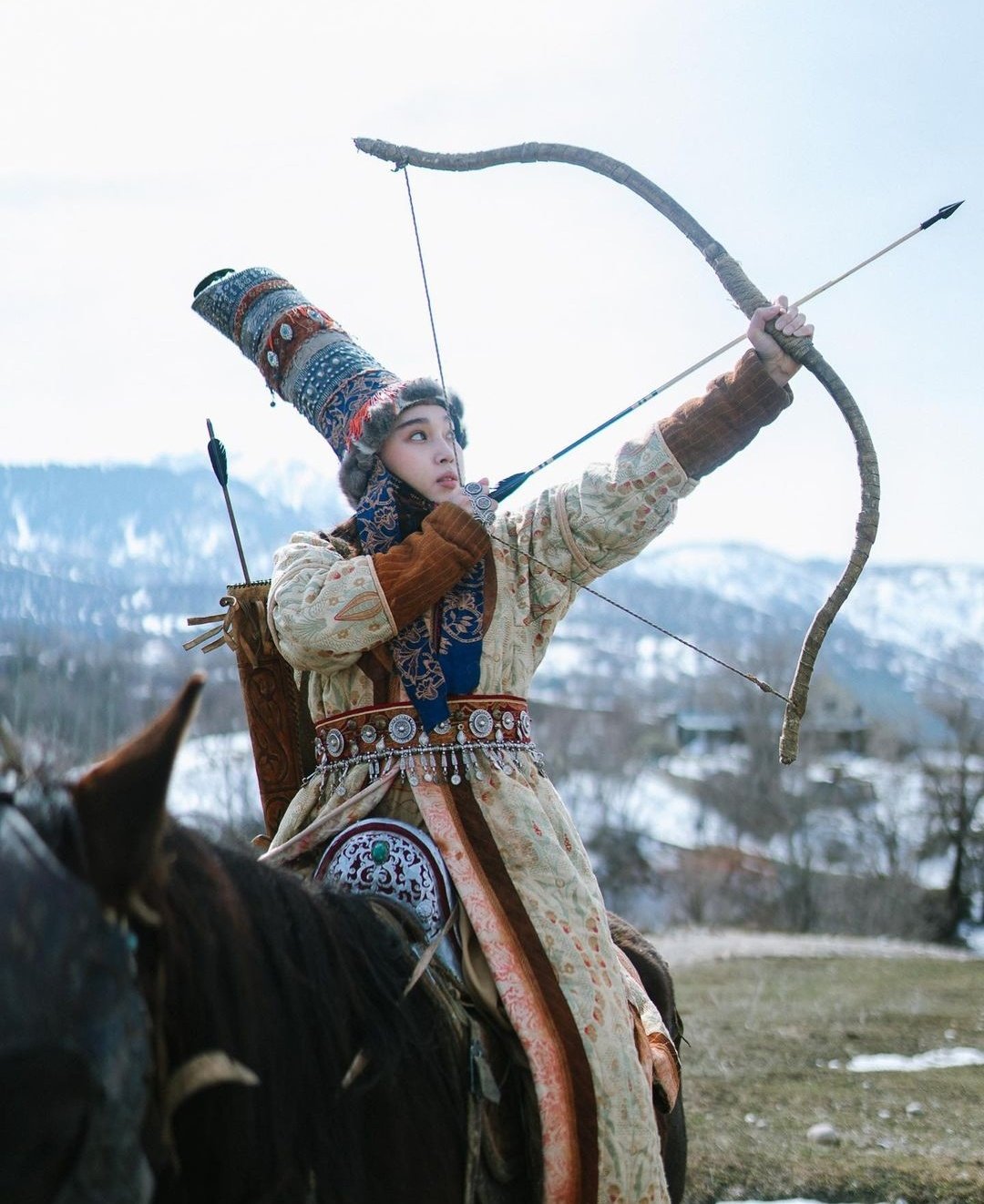 哈萨克女武士.[鲜花]