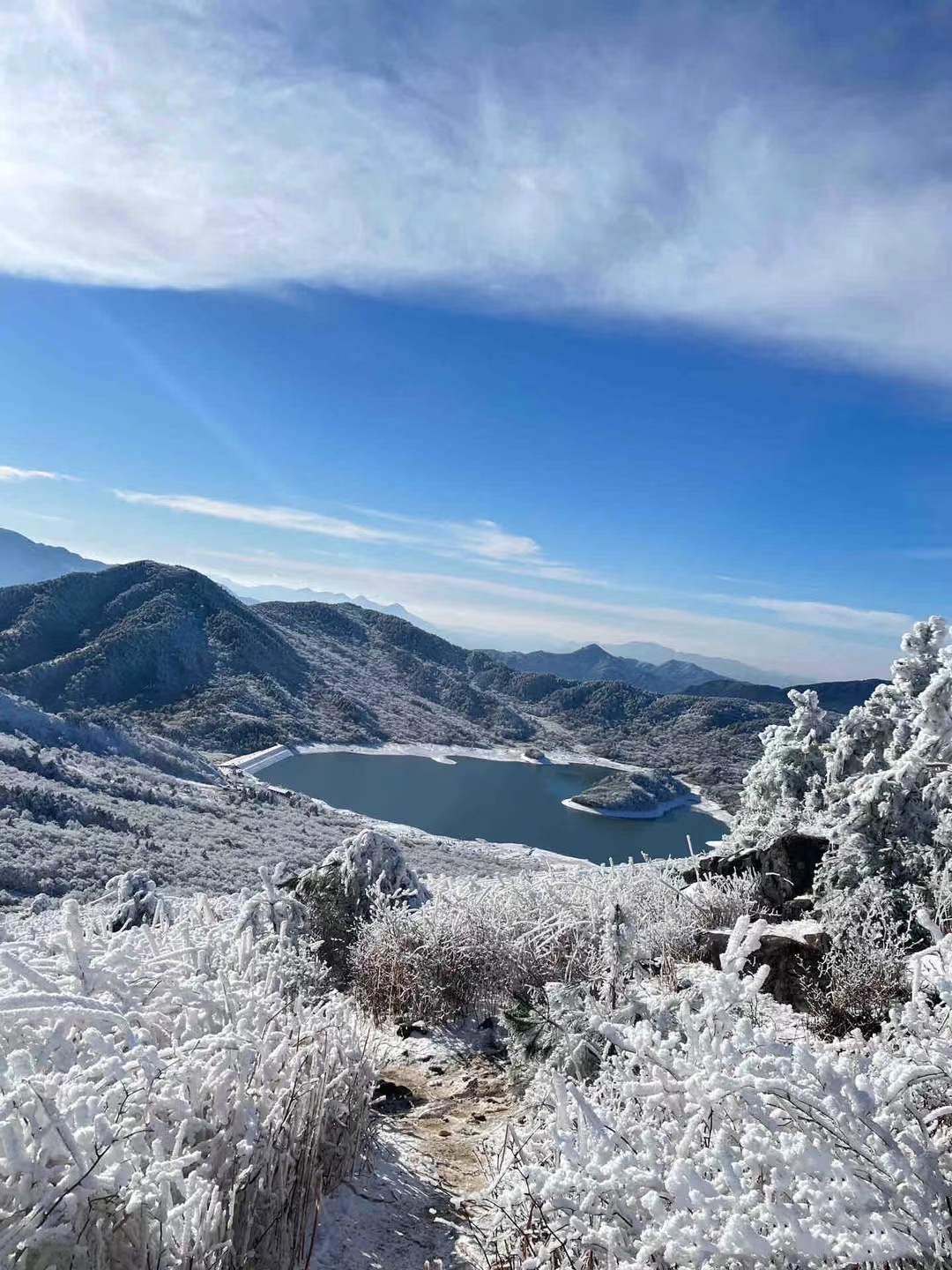 不是长白山天池去不起 而是浙西天池更有性价比!