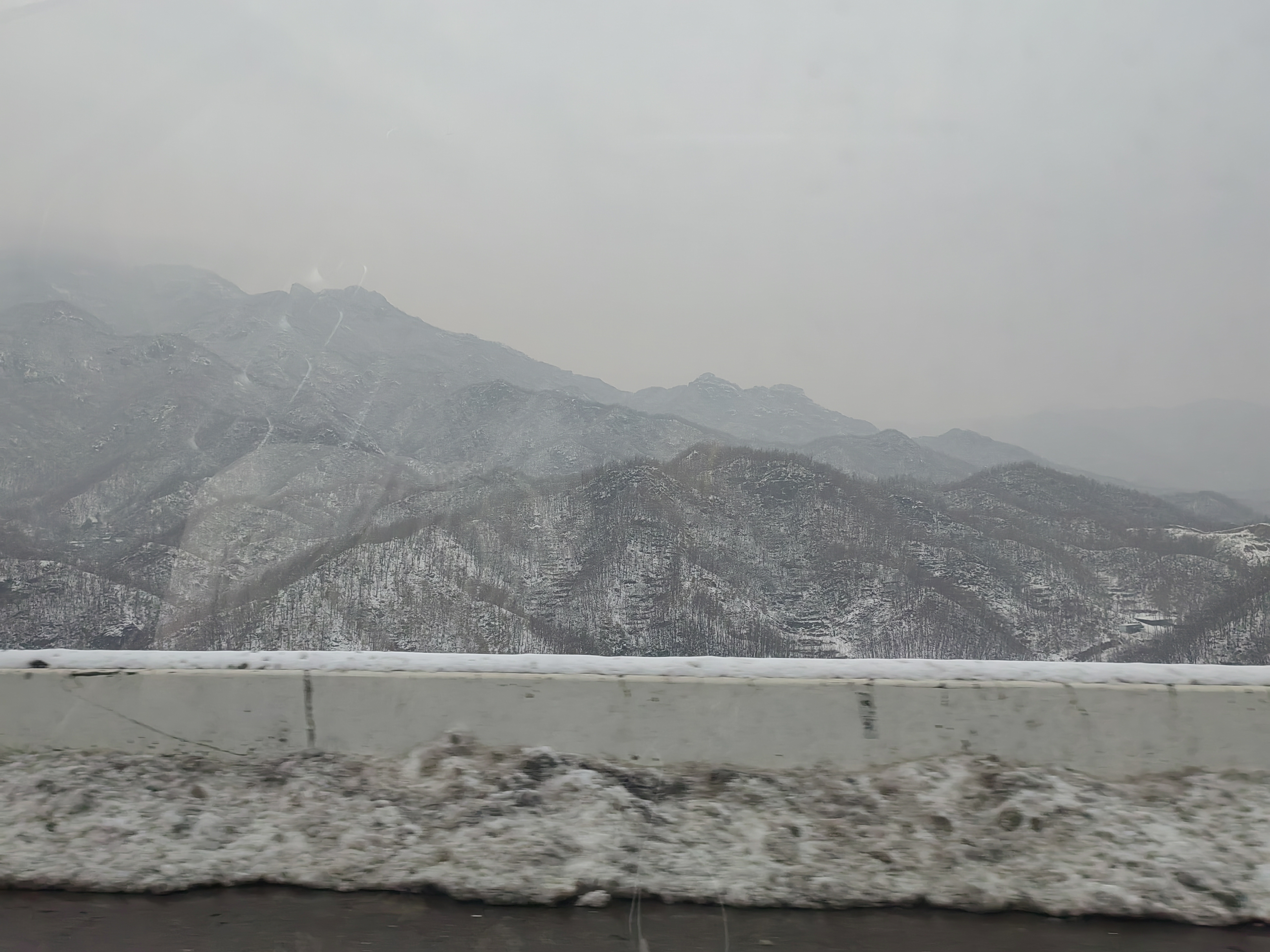 温州雪山路图片