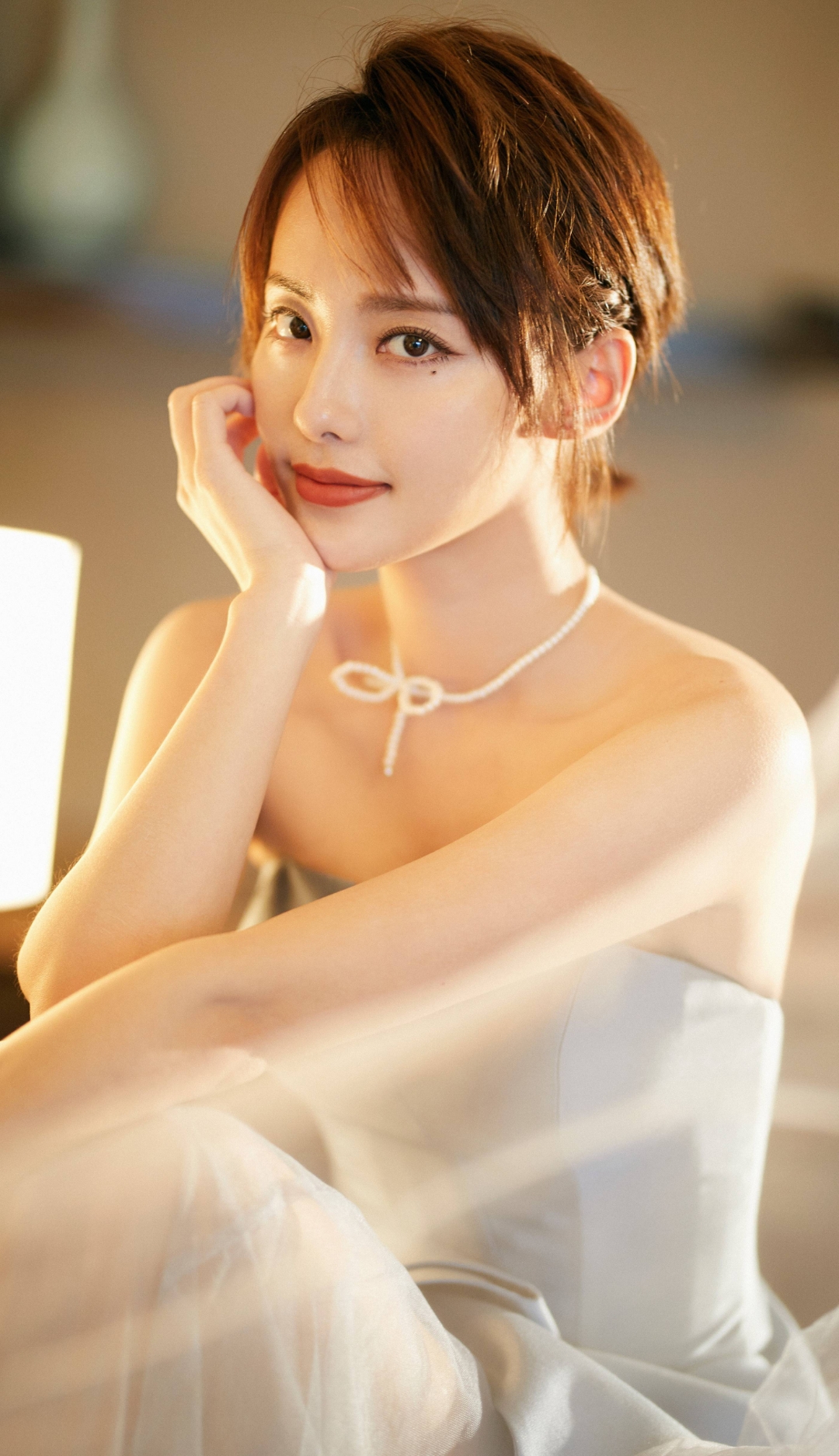 蓝裙翩跹处,张嘉倪如画中仙