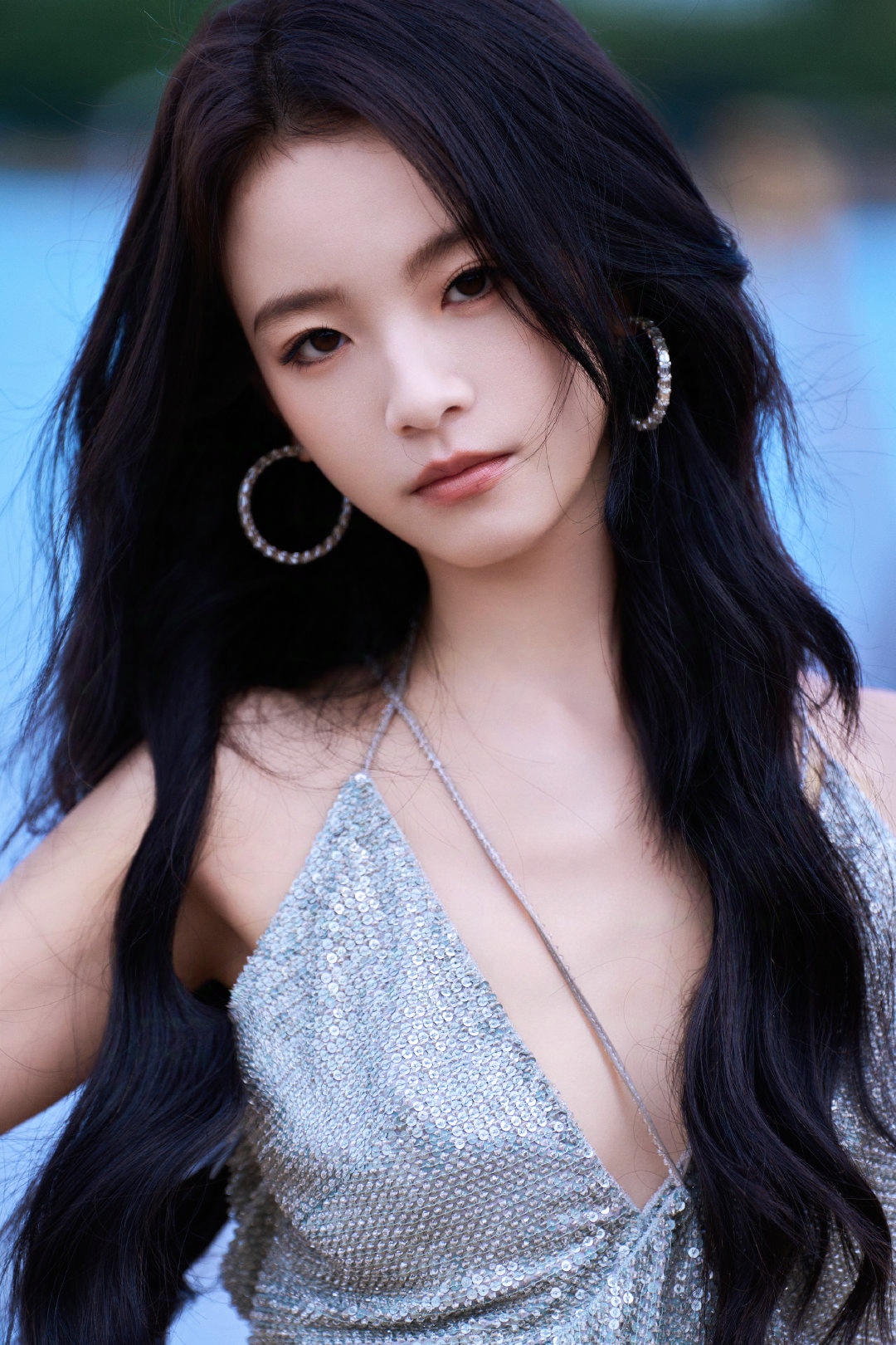 李庚希如初春新芽,蕴藏无限生机