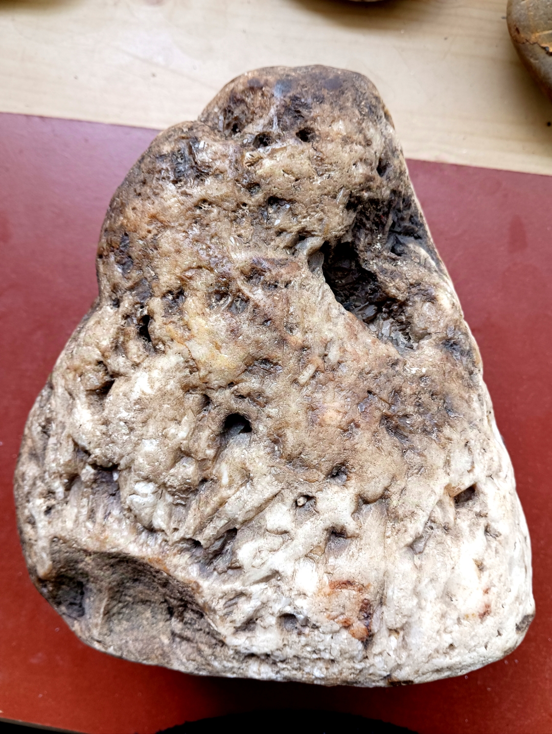 晶体陨石