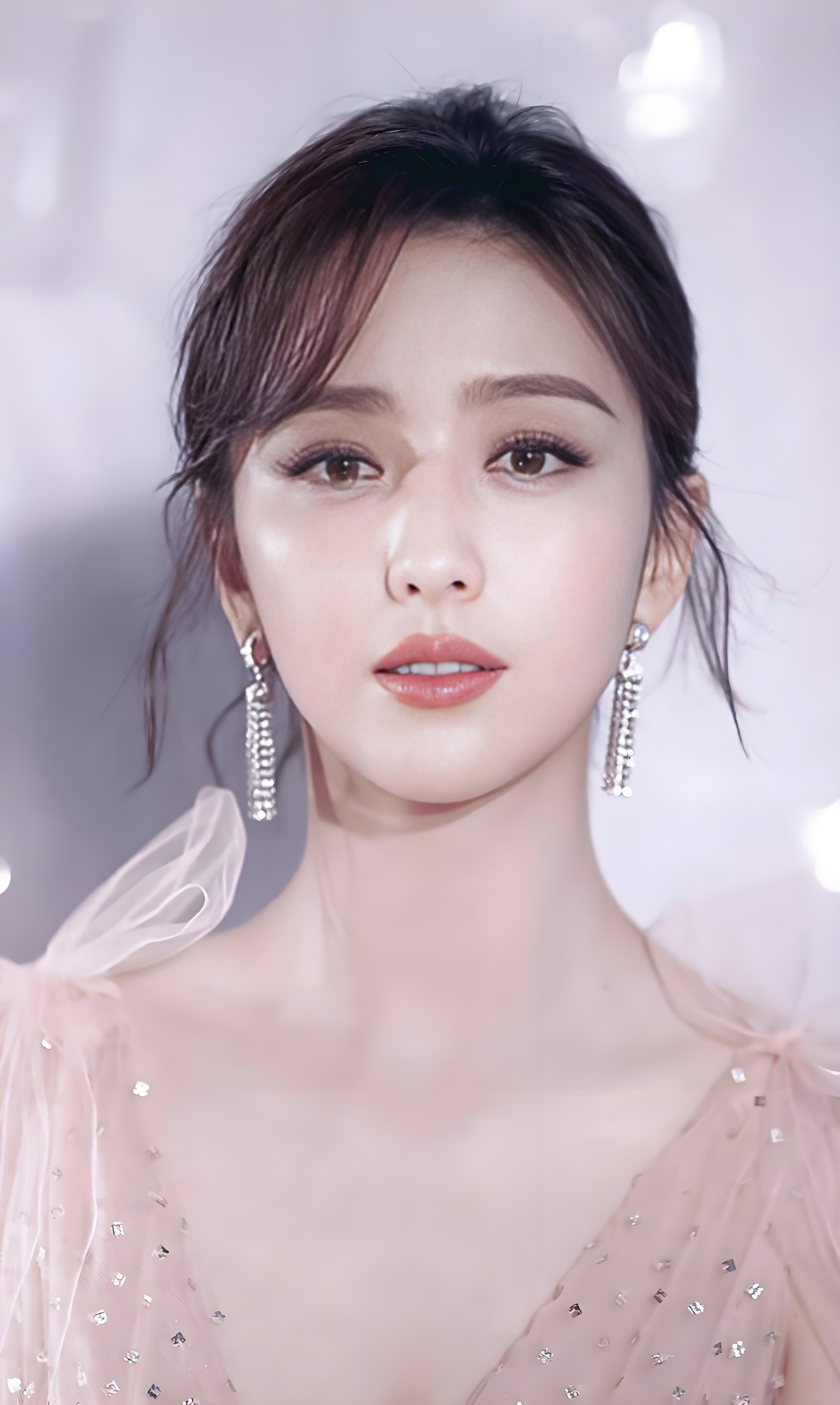 佟丽娅美如画/优雅气质尽显/女神范儿十足/