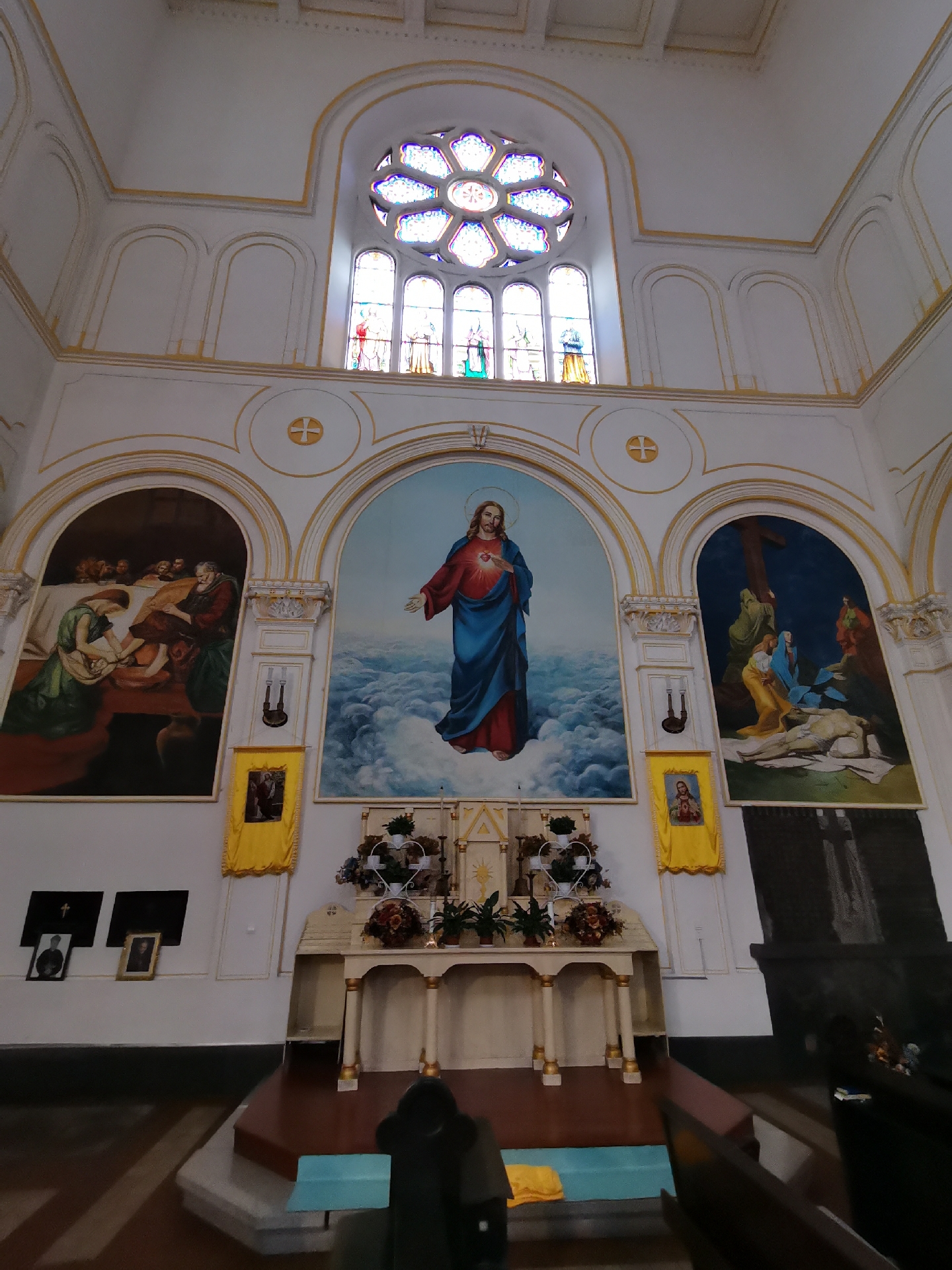 青岛圣弥厄尔大教堂61第3集:圣弥厄尔大教堂,它的穹顶豪华大气,又有