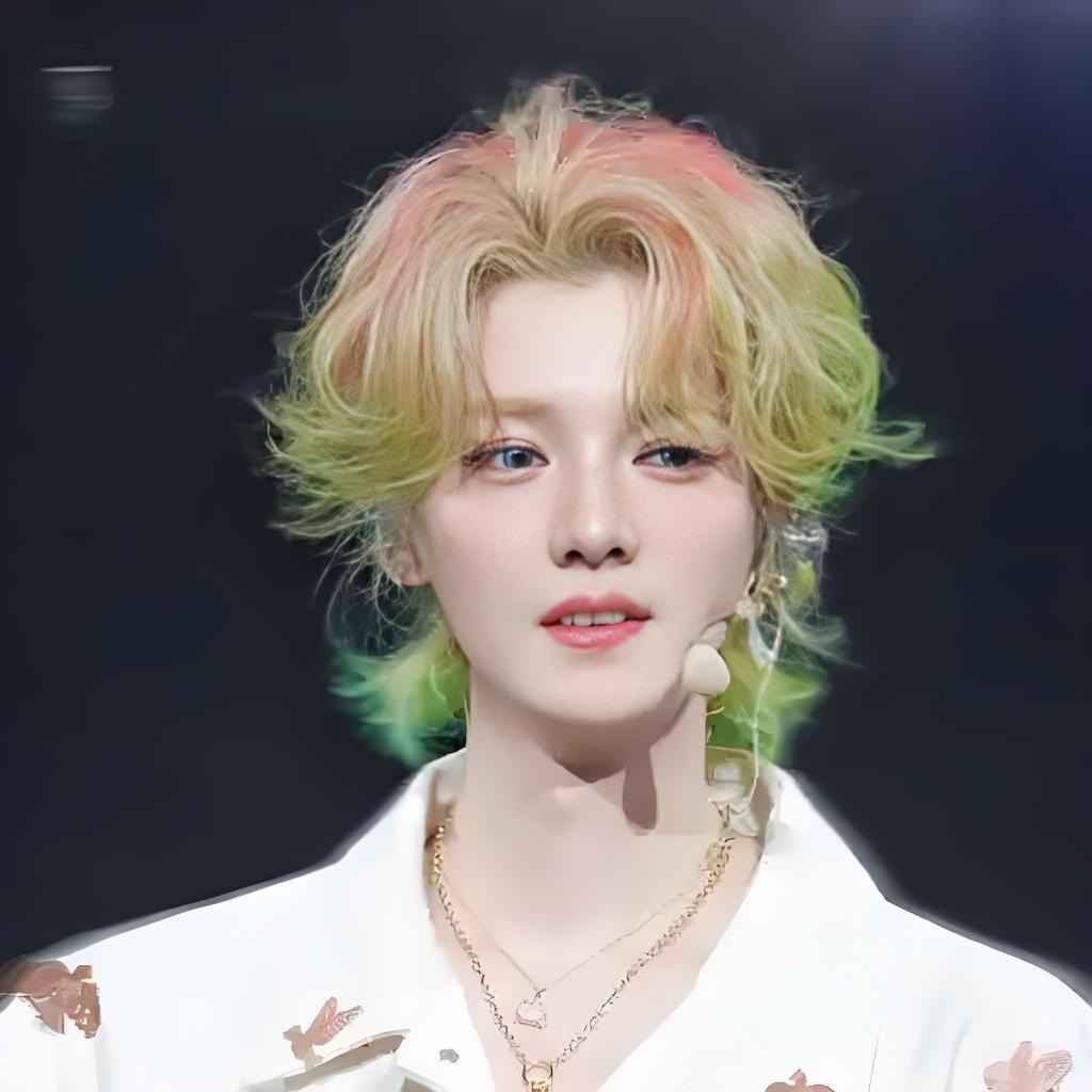 鹿晗终于找回"流量密码",少年感杀回娱乐圈!