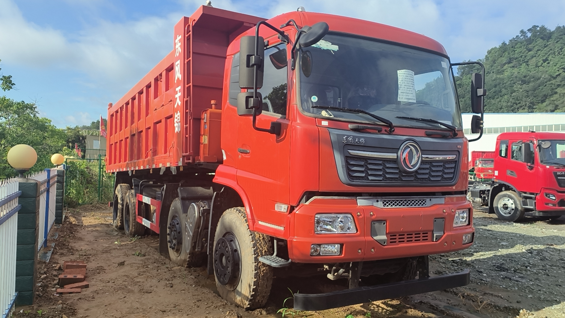 有大量库存前四后八国五310马力东风天锦自卸车,玉柴310马力,法士特十