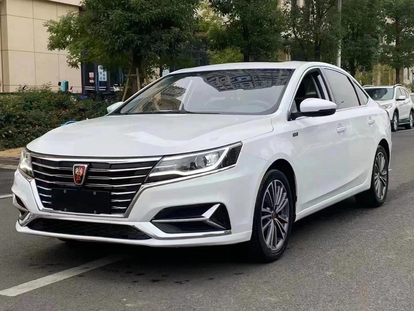 品牌型号:荣威荣威i6 2020款 plus 1.6l cvt 4g互联荣耀旗舰版