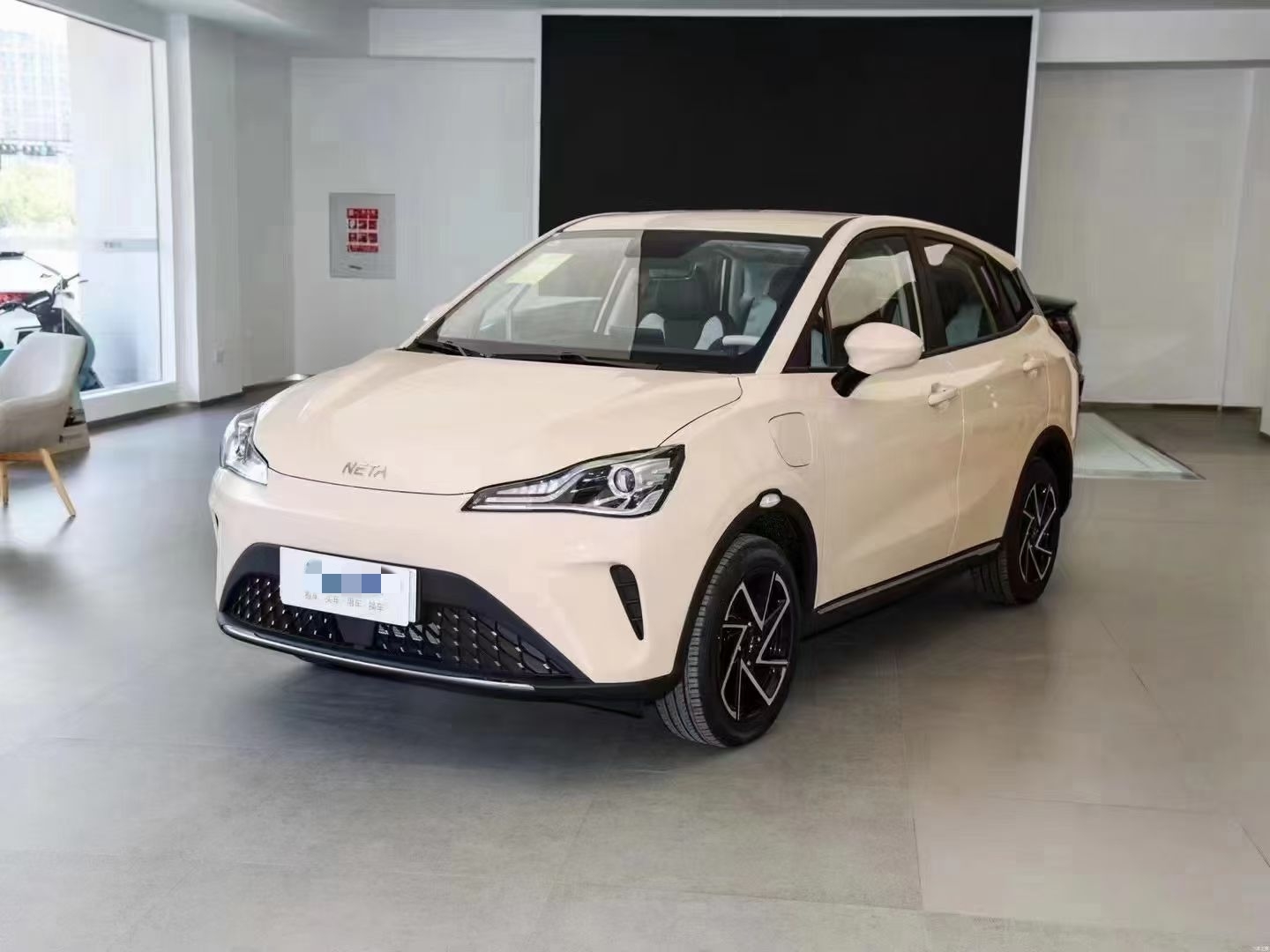 哪吒汽车哪吒aya 2023款 401 lite