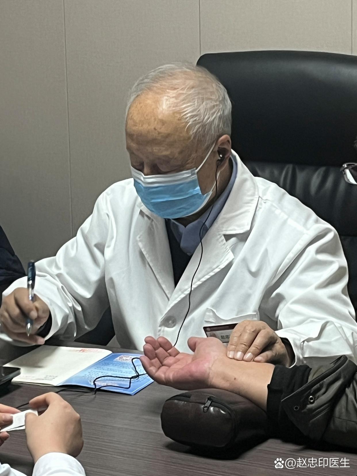 北京中医药大学东直门医院跑腿预约挂号-北京中医药大学东直门医院是公立还是私立的 