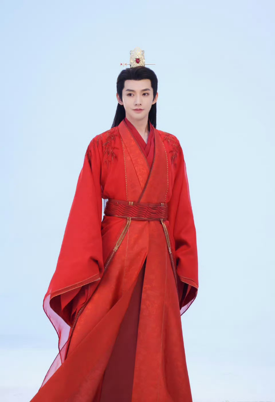 邓为:古装红衣男