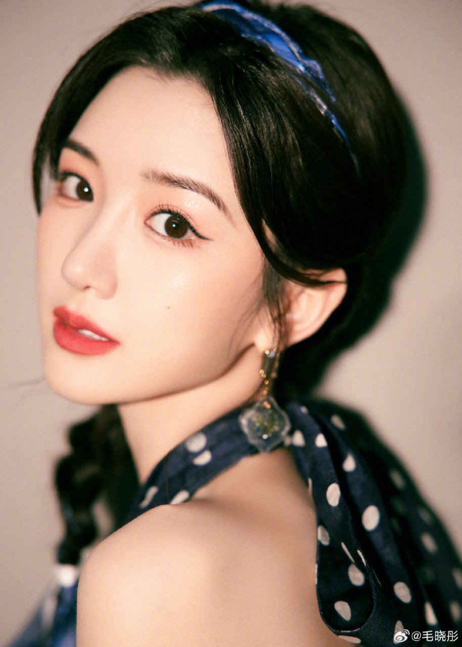 毛晓彤这么好看,为啥07陈晓还要犯错#时尚穿搭# #八卦娱乐明星