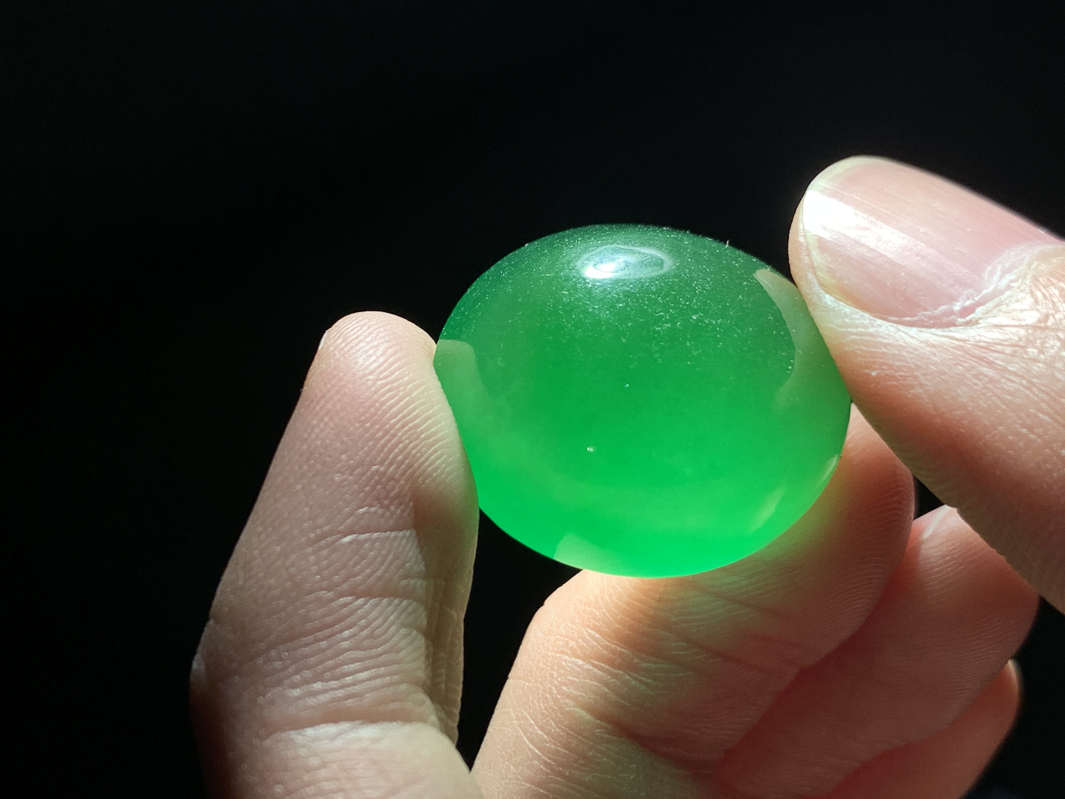 清代老翡翠戒面,玻璃种帝王绿翡翠戒面水头足,通透#翡翠# 天然翡翠