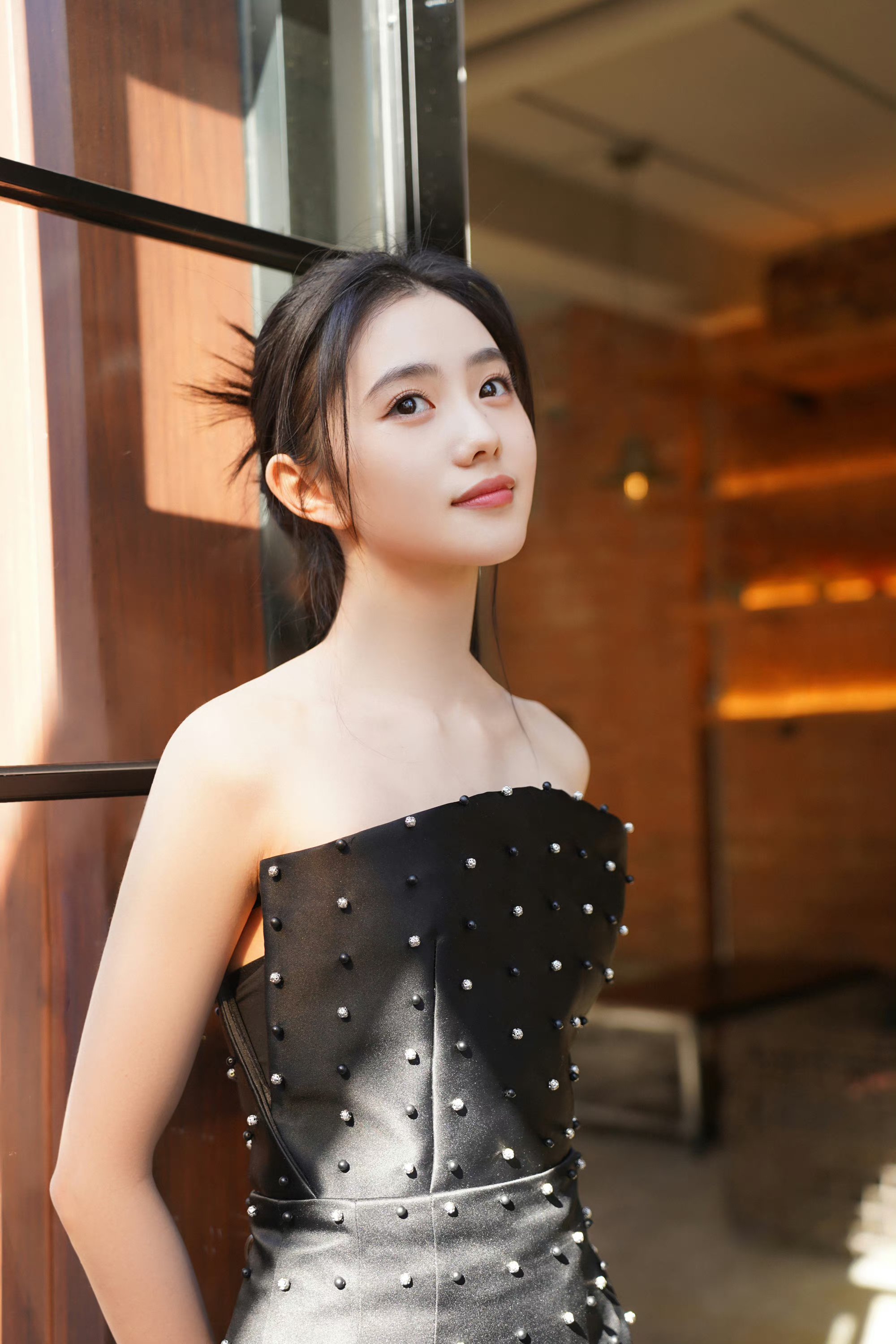 看当事人的晒照,感觉她们对刘浩存的印象都很好!