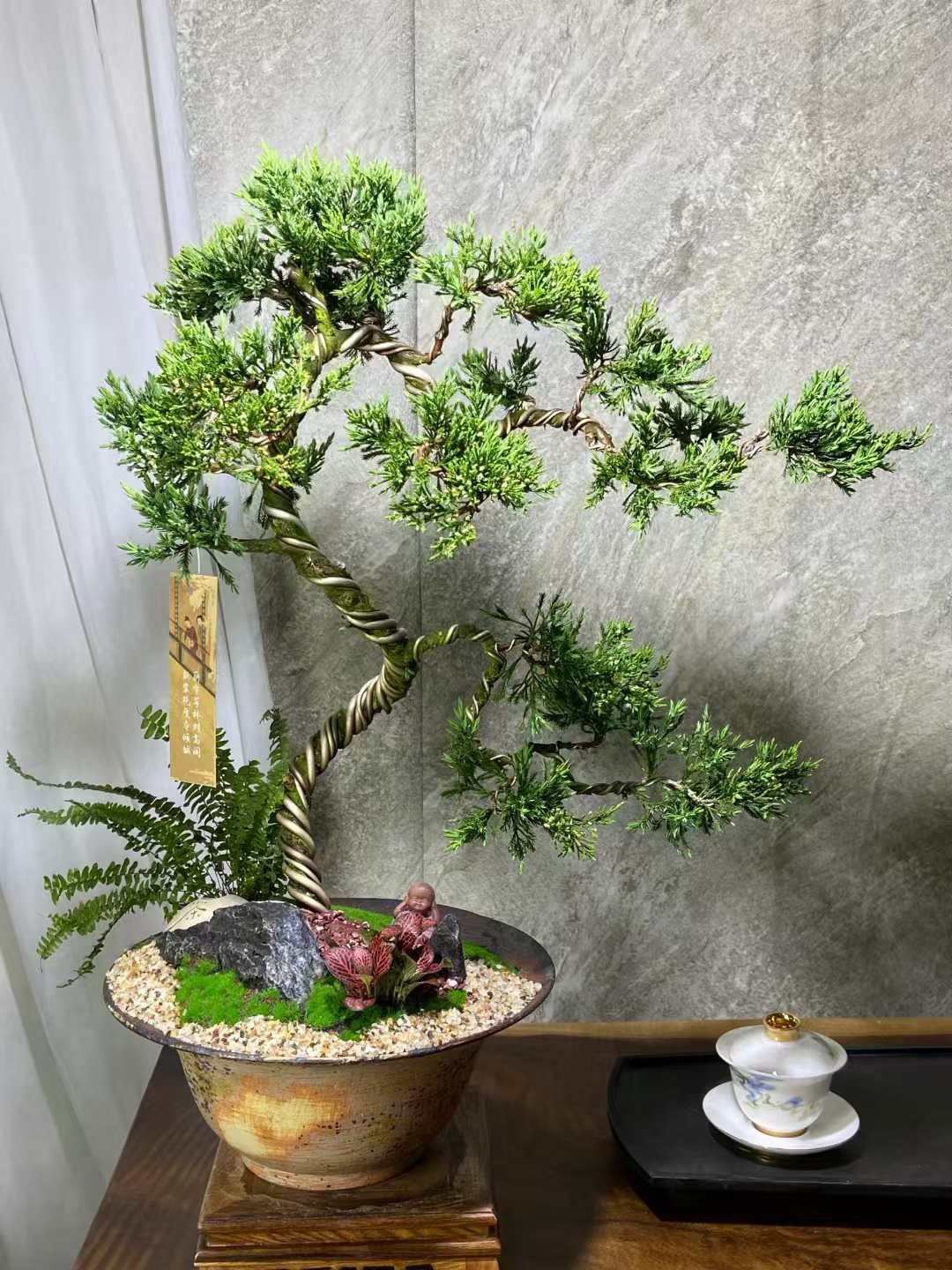 真柏  柏树在传统文化中被认为有驱邪避灾,净化环境的作用,真柏作为