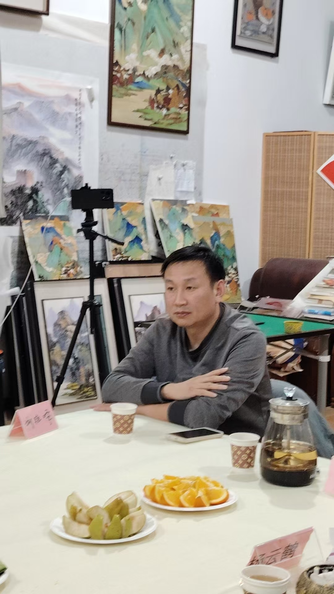 热烈祝贺北京重彩画院会长工作会议在京举行