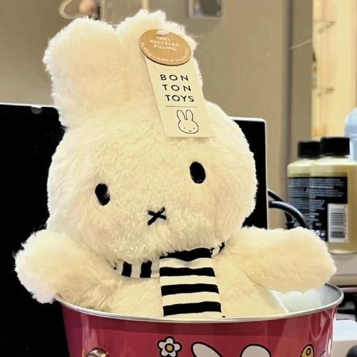 觉得小八的玩偶头像挺好看,治愈风#玩偶头像#ins头像高级质感