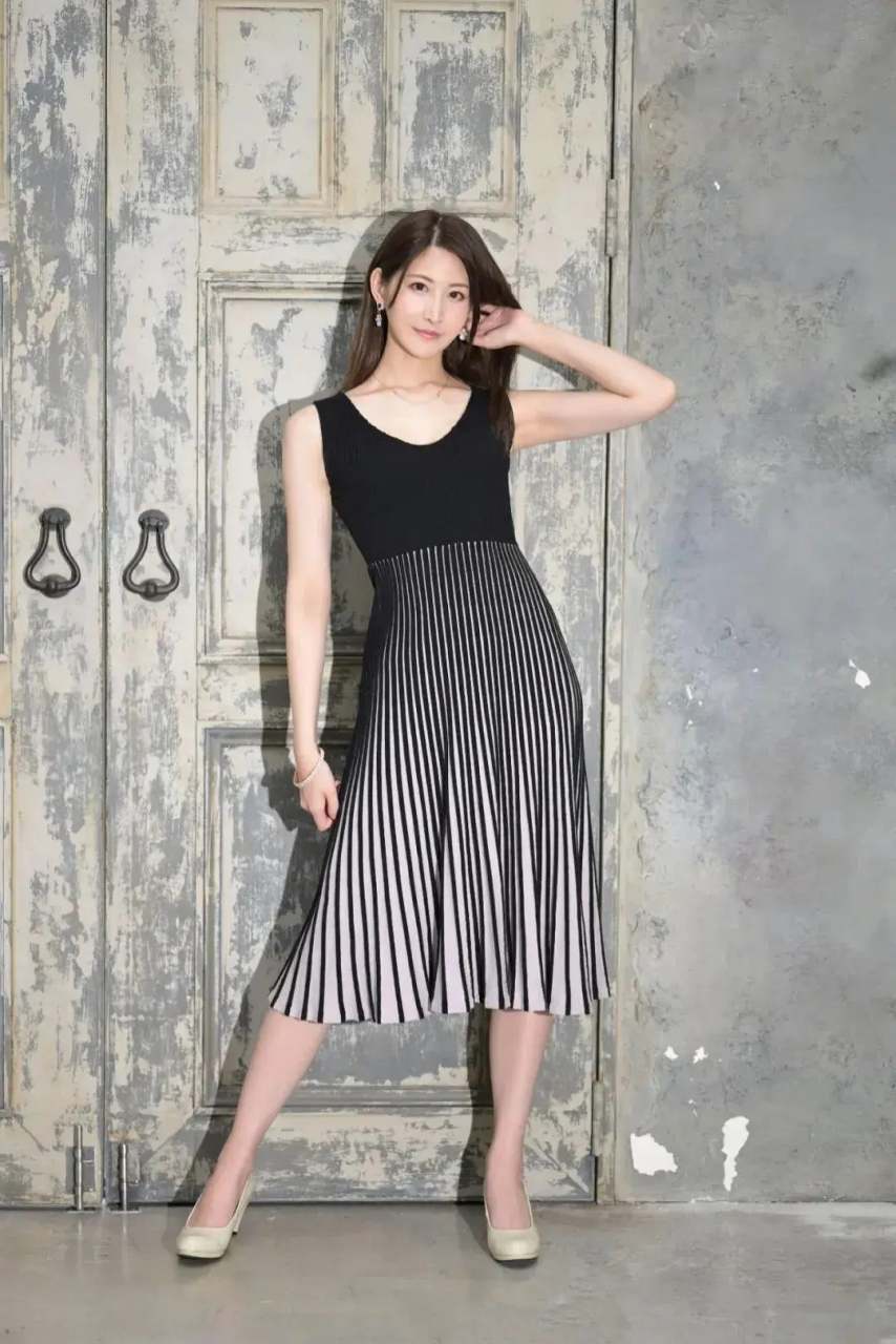 神菜美舞,这身材比例真好!#美女# #性感美女# #养眼美女