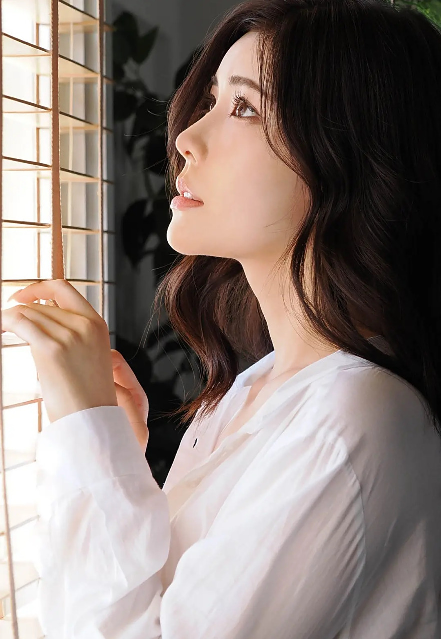 中文名:神木丽  外文名:rei kamiki  出生日期:199