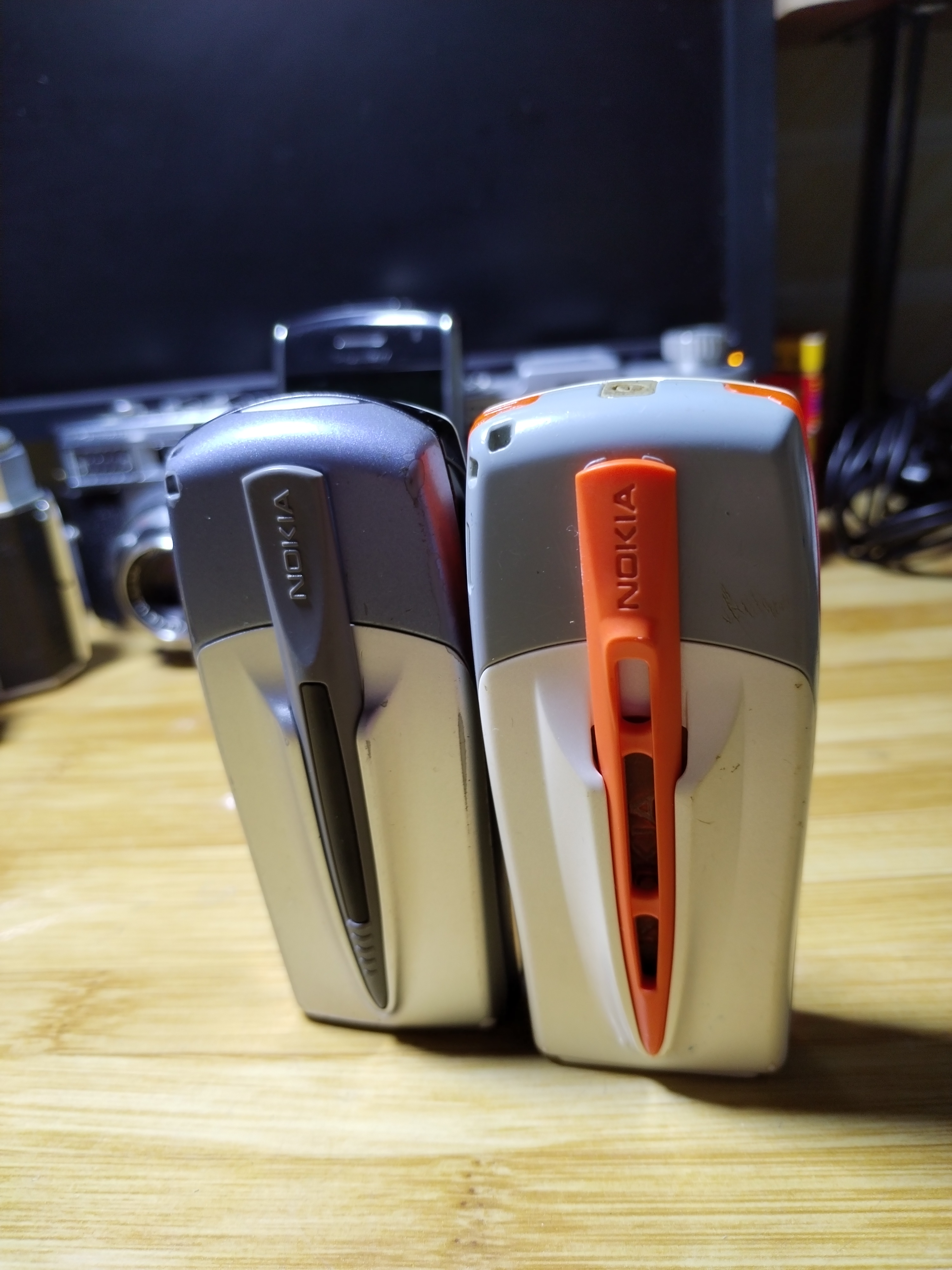 诺基亚第一款手写手机,外号"背剑客" 满满的回忆!雌雄一对!