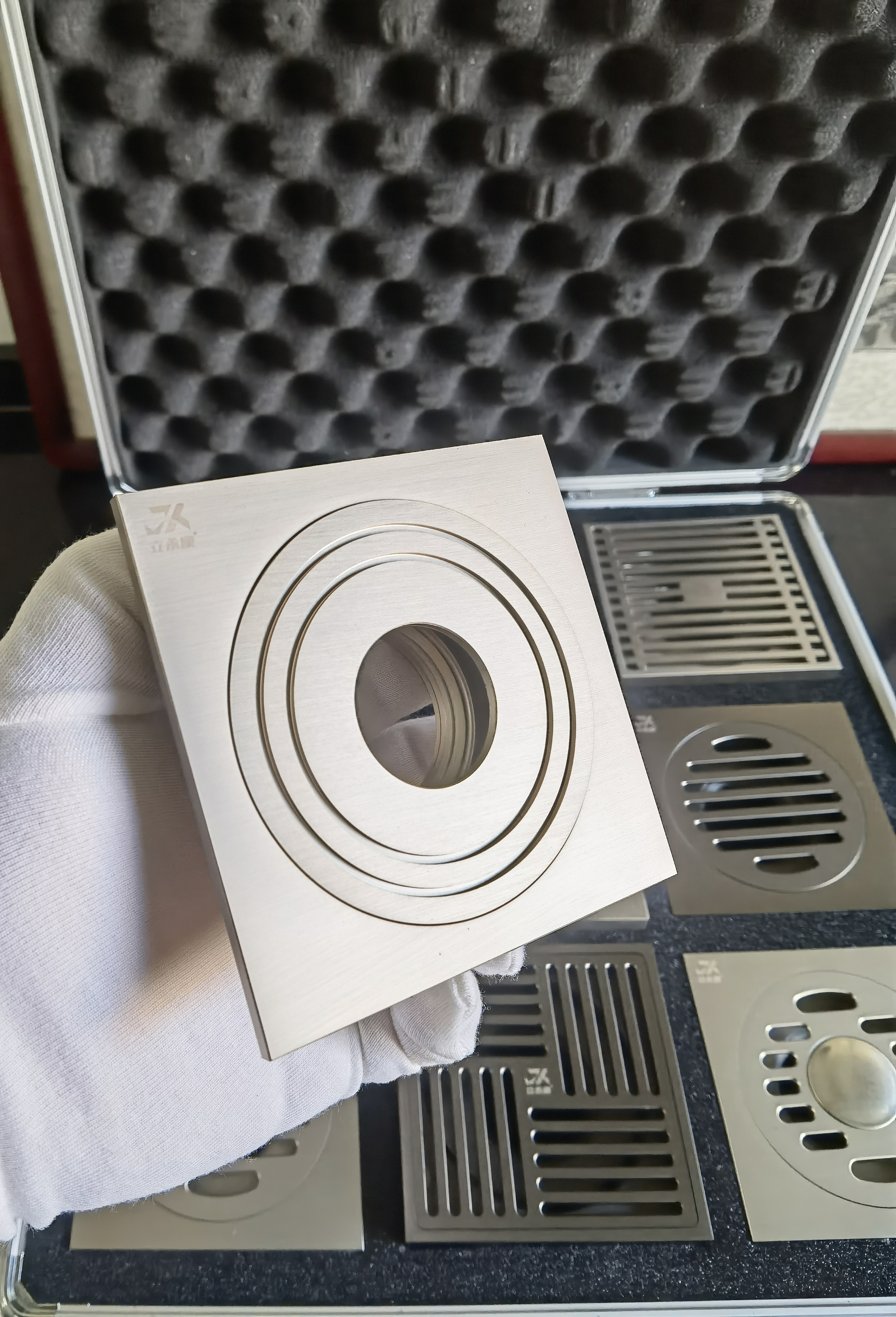 历经10多年只做一.@立永康直排抗菌防臭地漏的动态