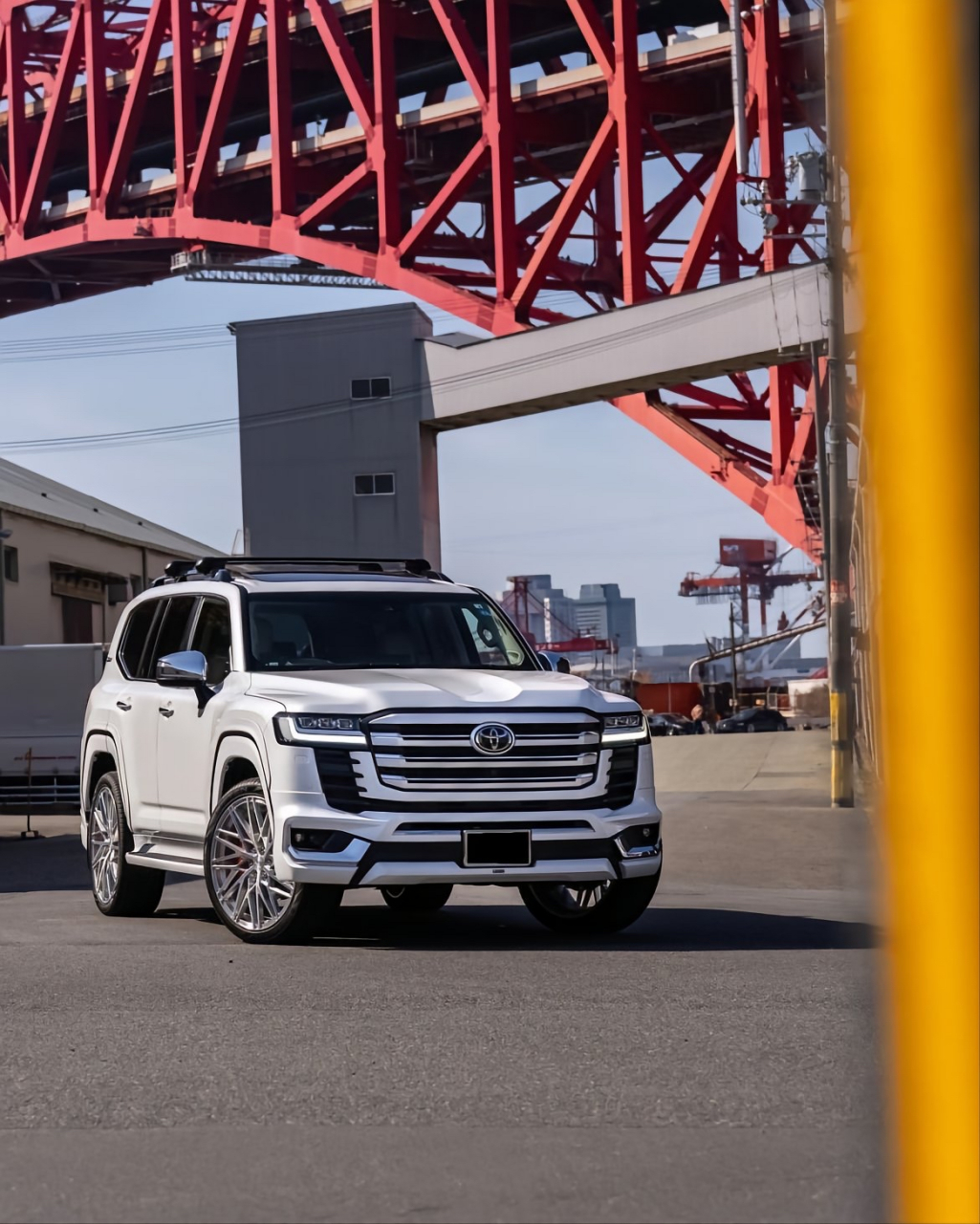 上海车展#  配置:中东版-2022款酷路泽lc300 3.