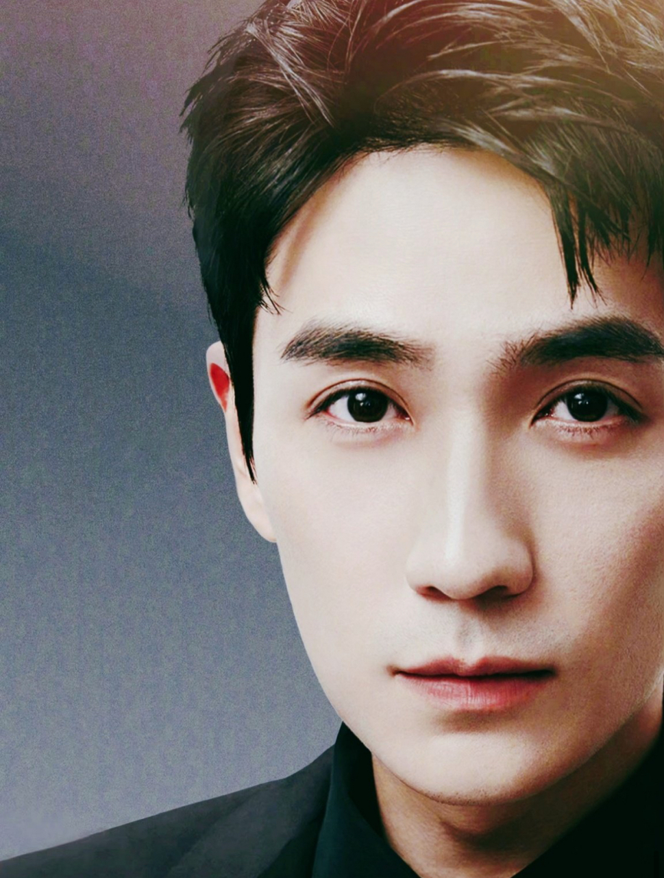 我认为朱一龙最好看的是他的眼睛,不得不说,这睫毛也太优秀了[色][色]