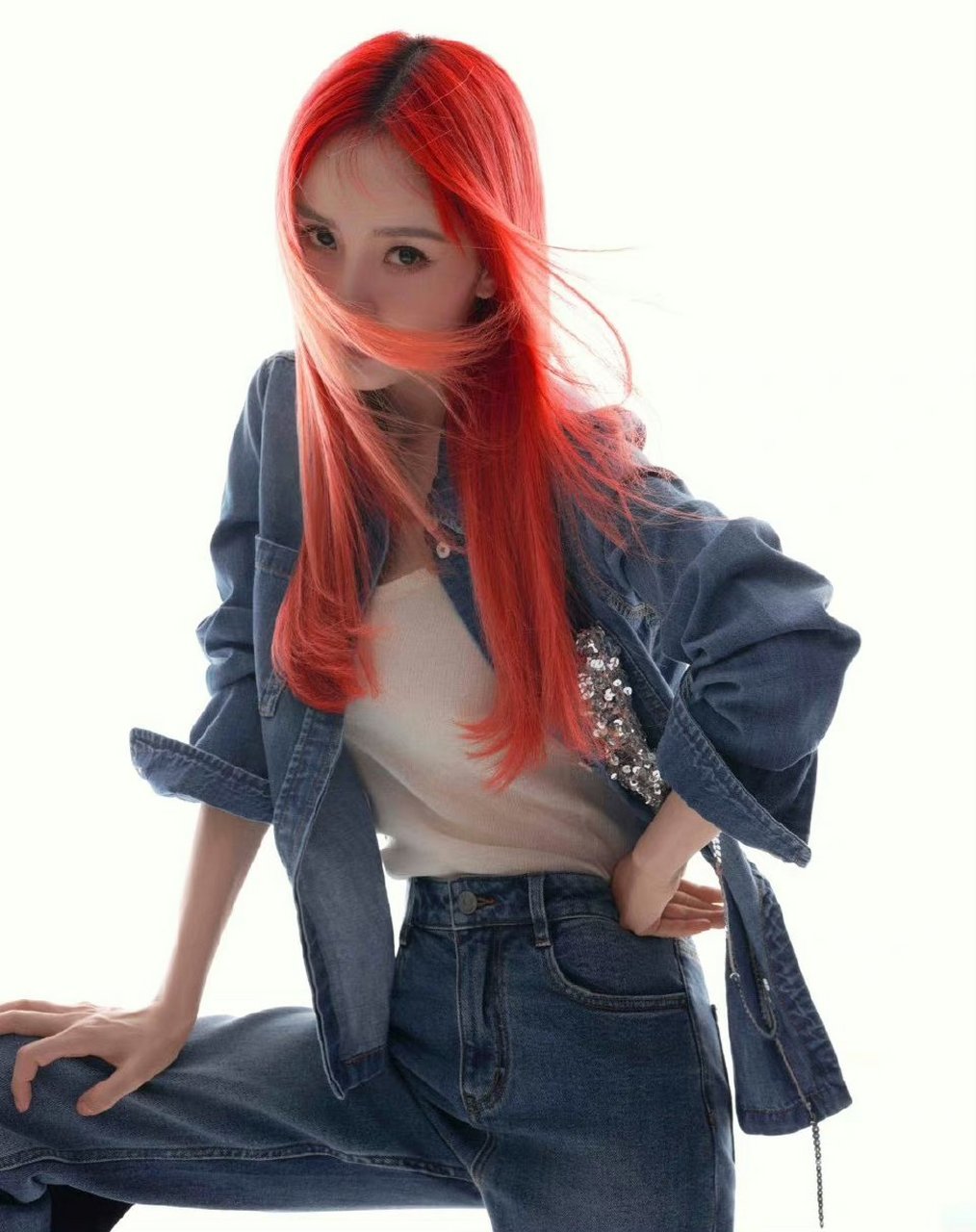 杨幂红发造型,炫不炫?